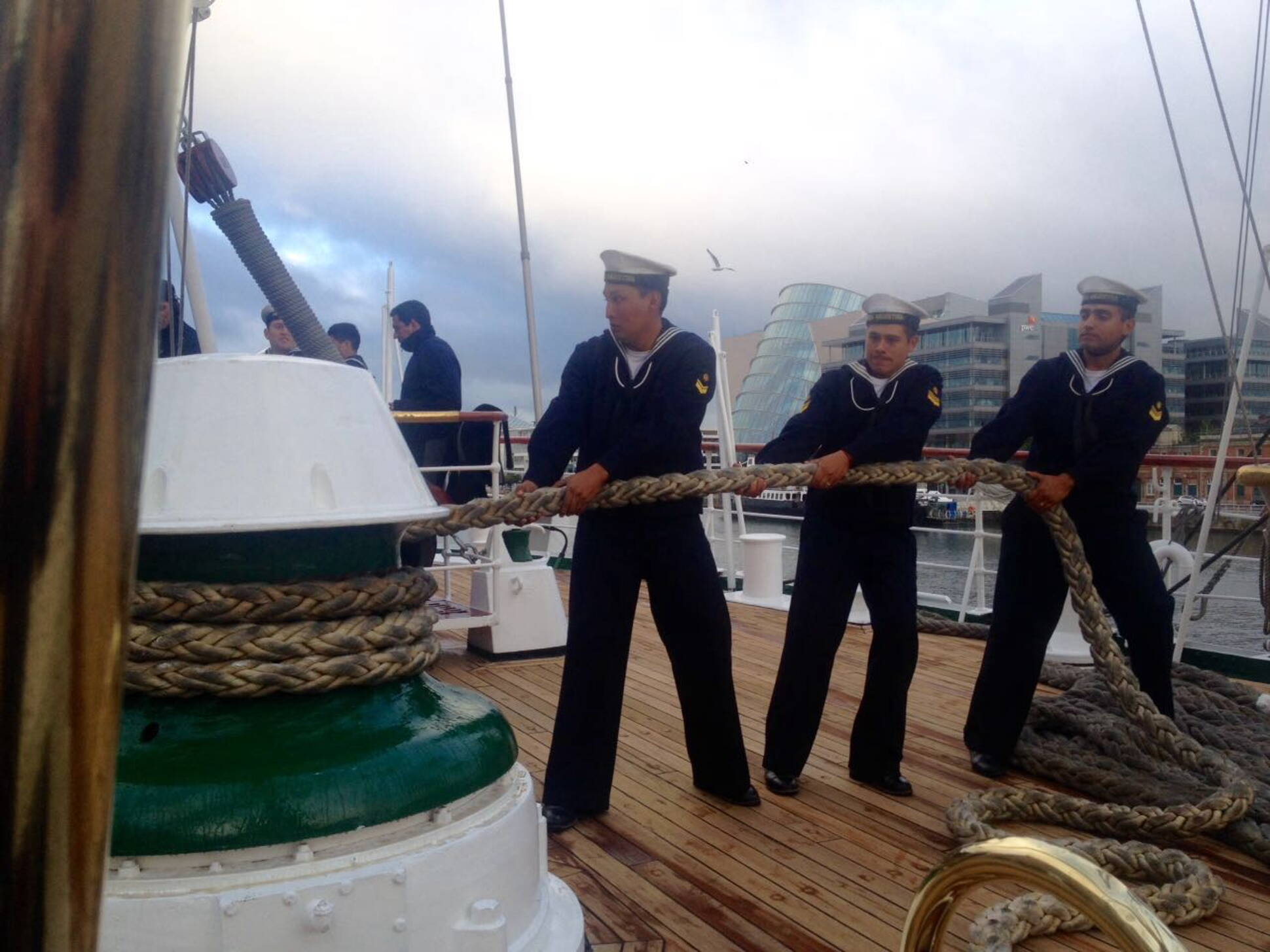 La Fragata Libertad arribó al puerto español de El Ferrol