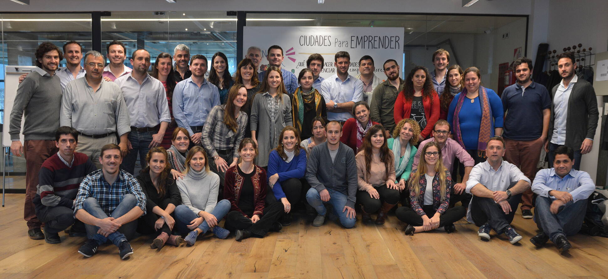 Producción capacitó a embajadores locales de 30 ciudades en políticas de apoyo a emprendedores
