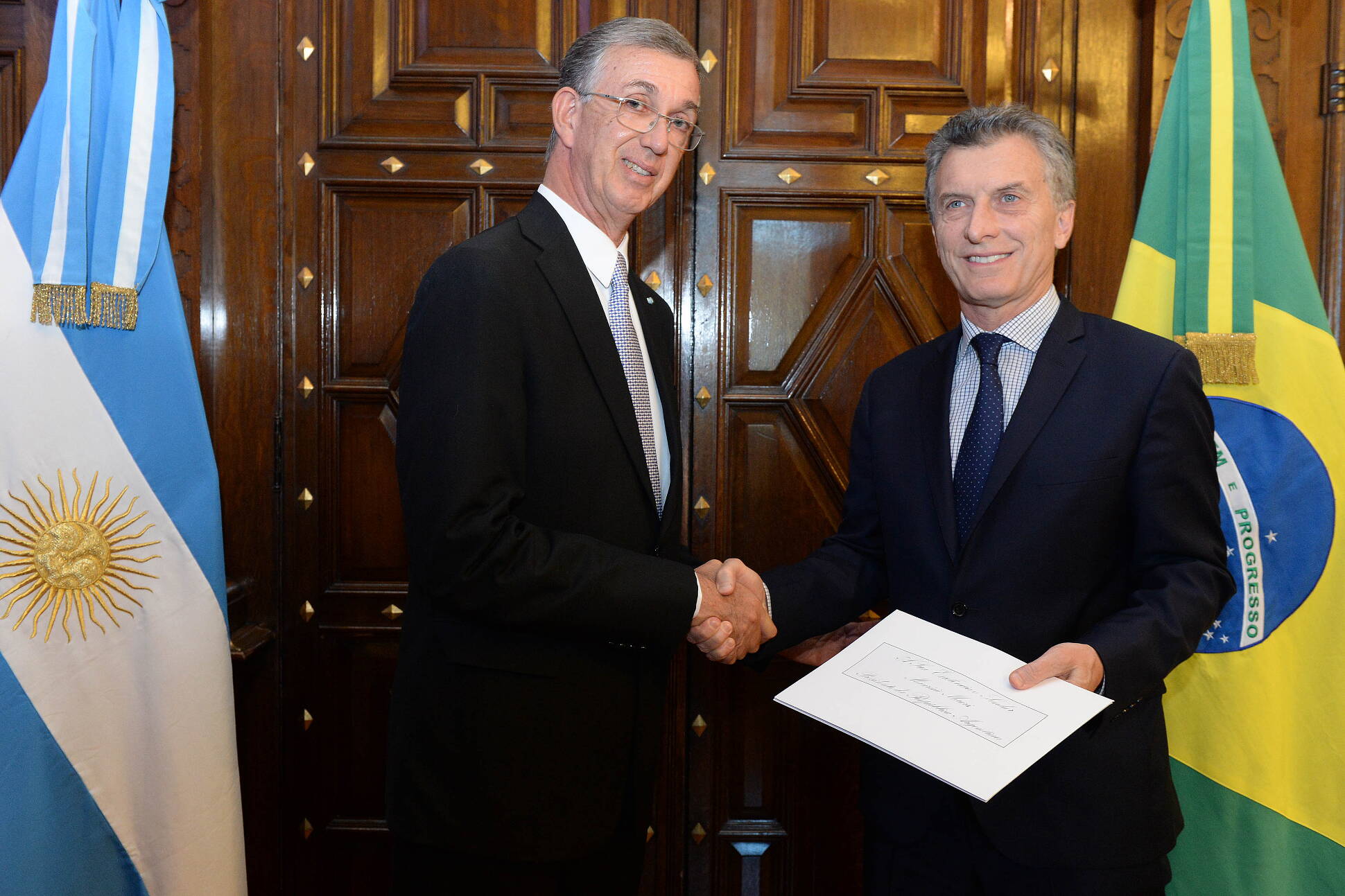 El Presidente recibió las cartas credenciales de los embajadores de Brasil, Finlandia, Francia, República Checa y Suecia