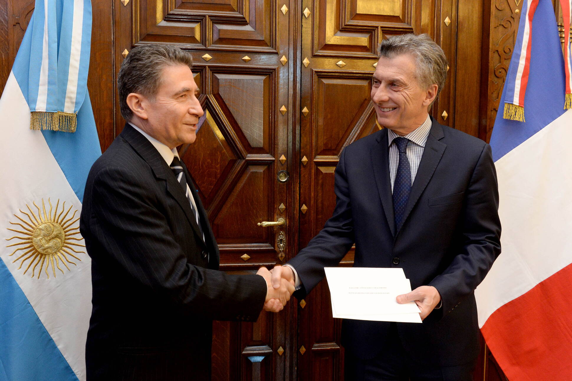 El Presidente recibió las cartas credenciales de los embajadores de Brasil, Finlandia, Francia, República Checa y Suecia