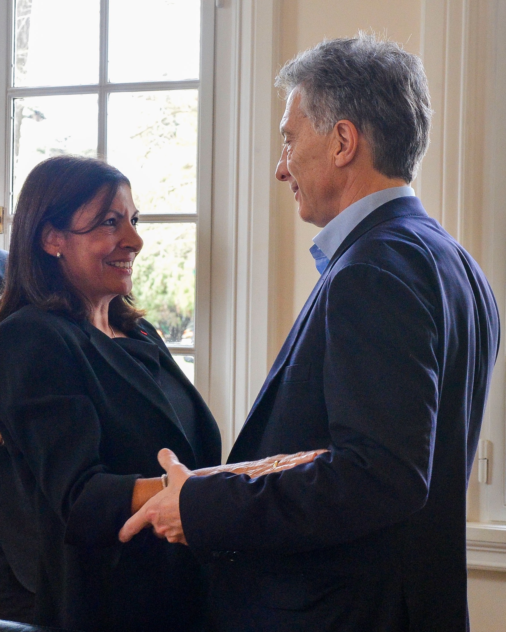 El presidente Mauricio Macri recibió a la alcaldesa de París