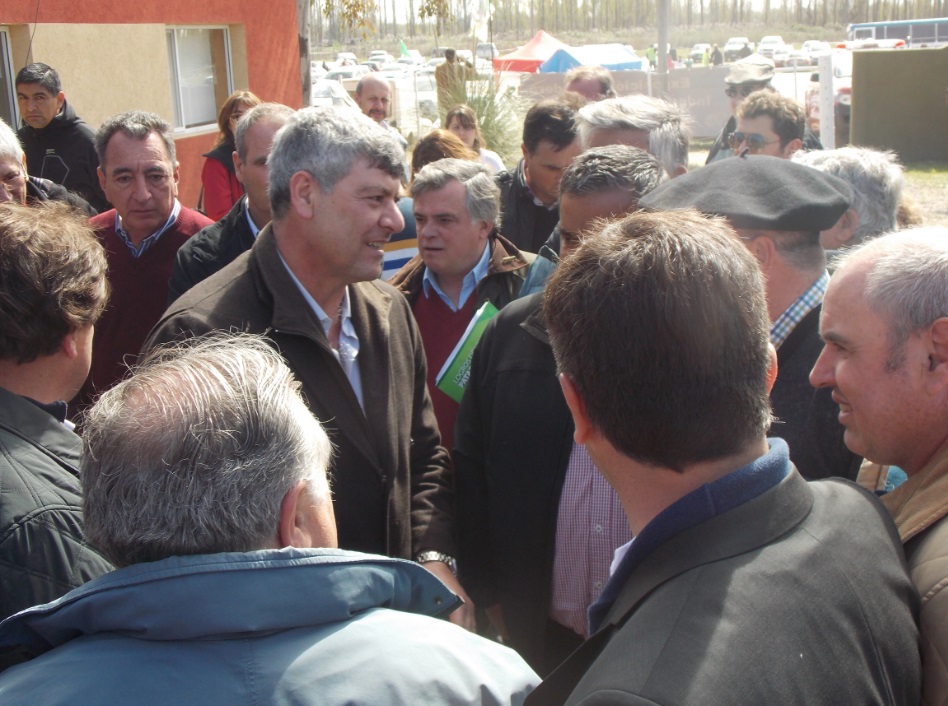 “La Argentina vive un momento de diálogo”, afirmó el ministro Buryaile   
