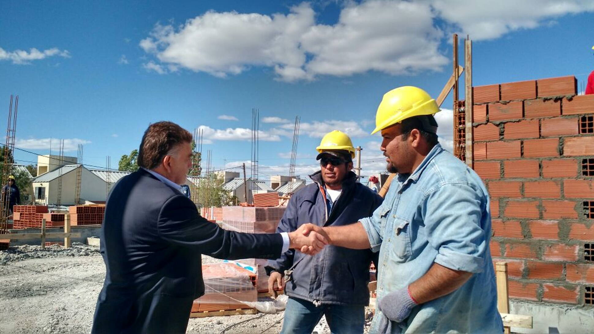 Comenzó la construcción de nuevas viviendas en Chubut