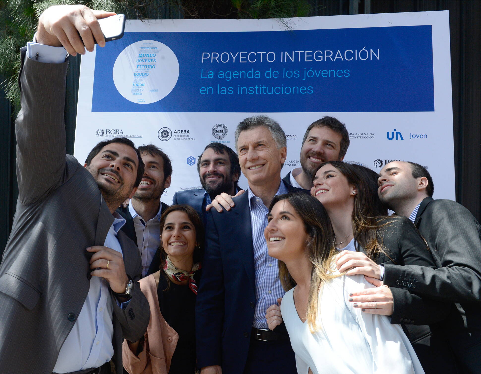 Macri exhortó a jóvenes empresarios a ser “agentes del cambio”