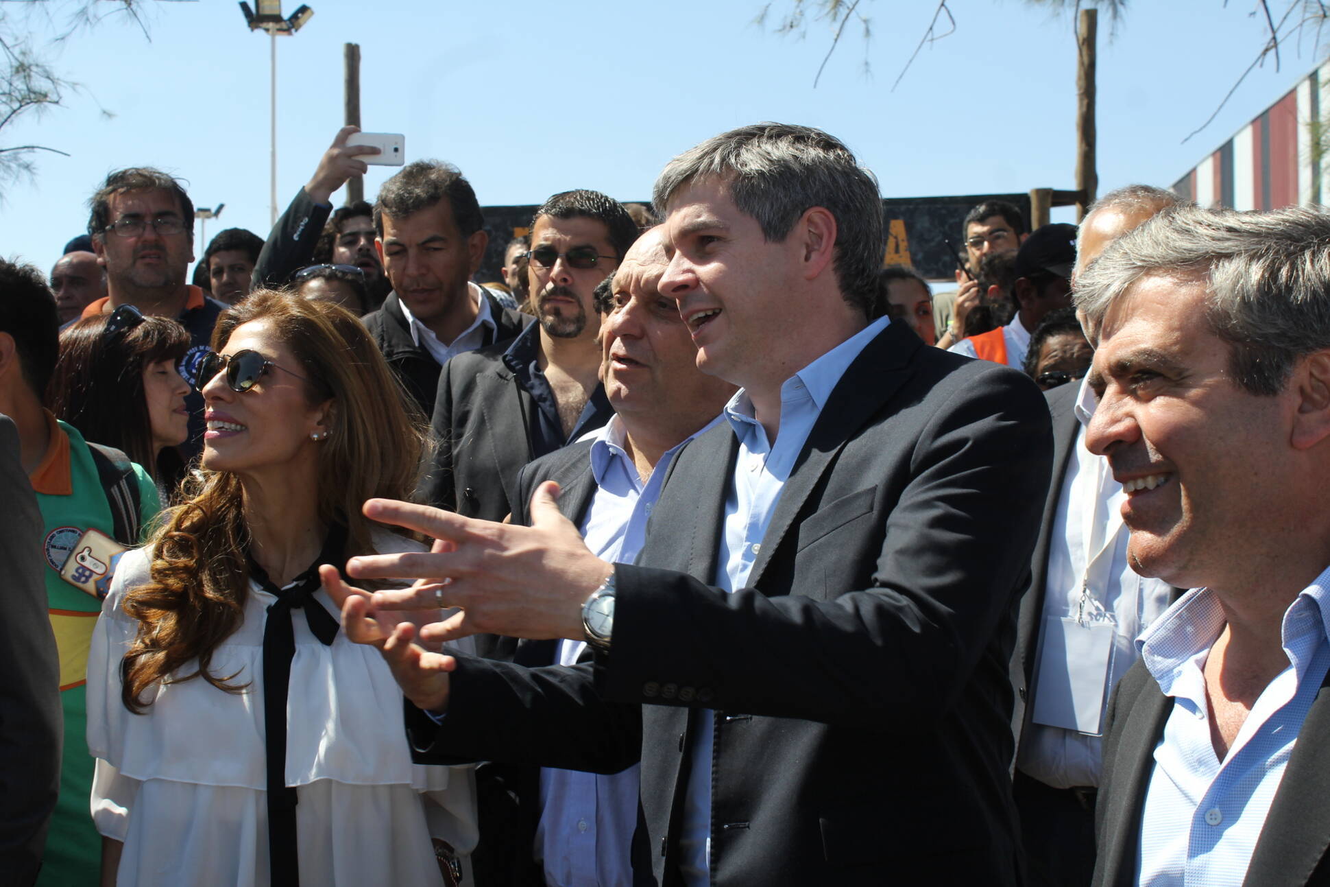 Marcos Peña recorrió junto a la gobernadora de Santiago del Estero la muestra Tecnópolis Federal