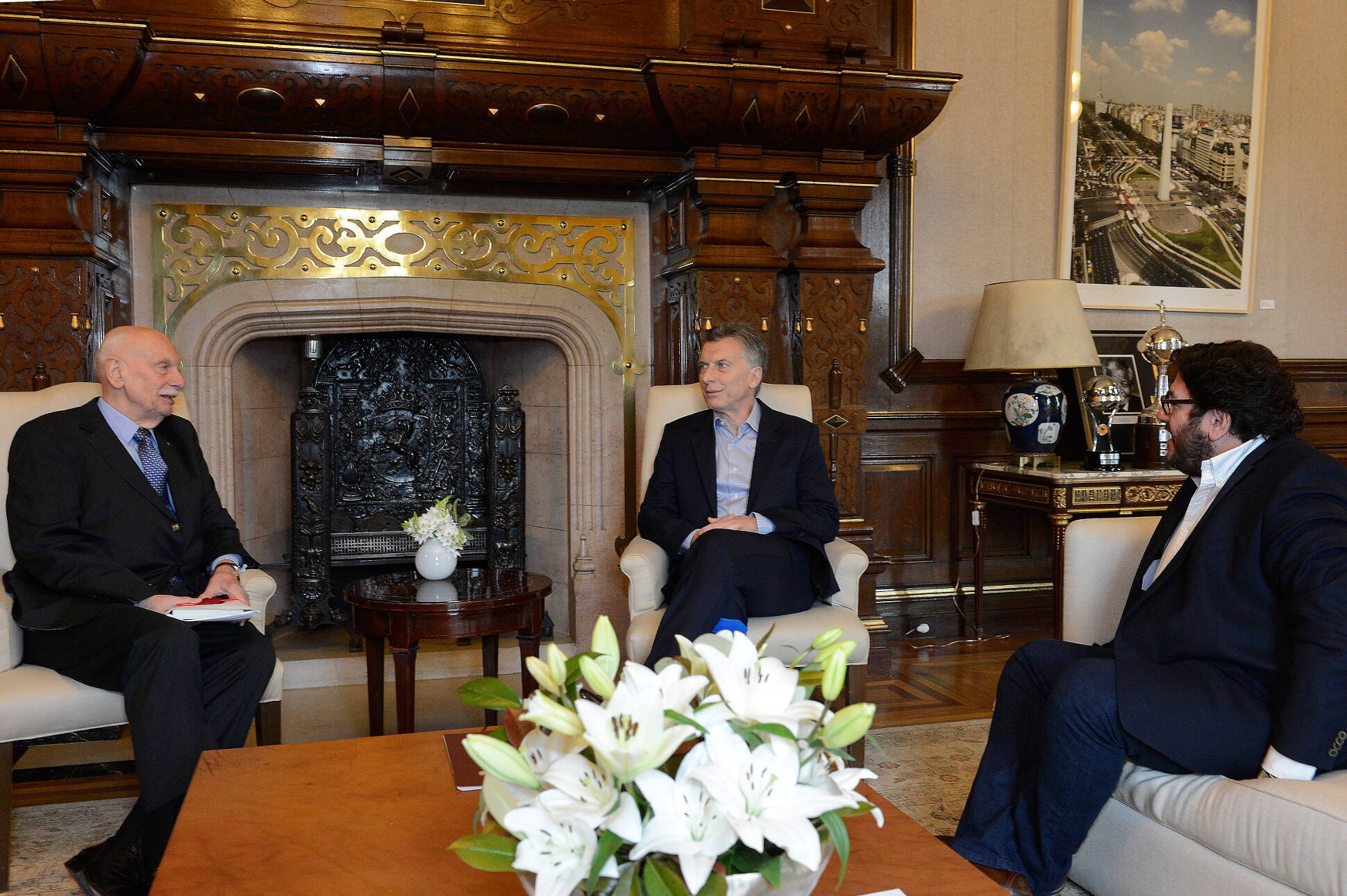 El presidente Macri recibió al historiador Miguel Ángel de Marco