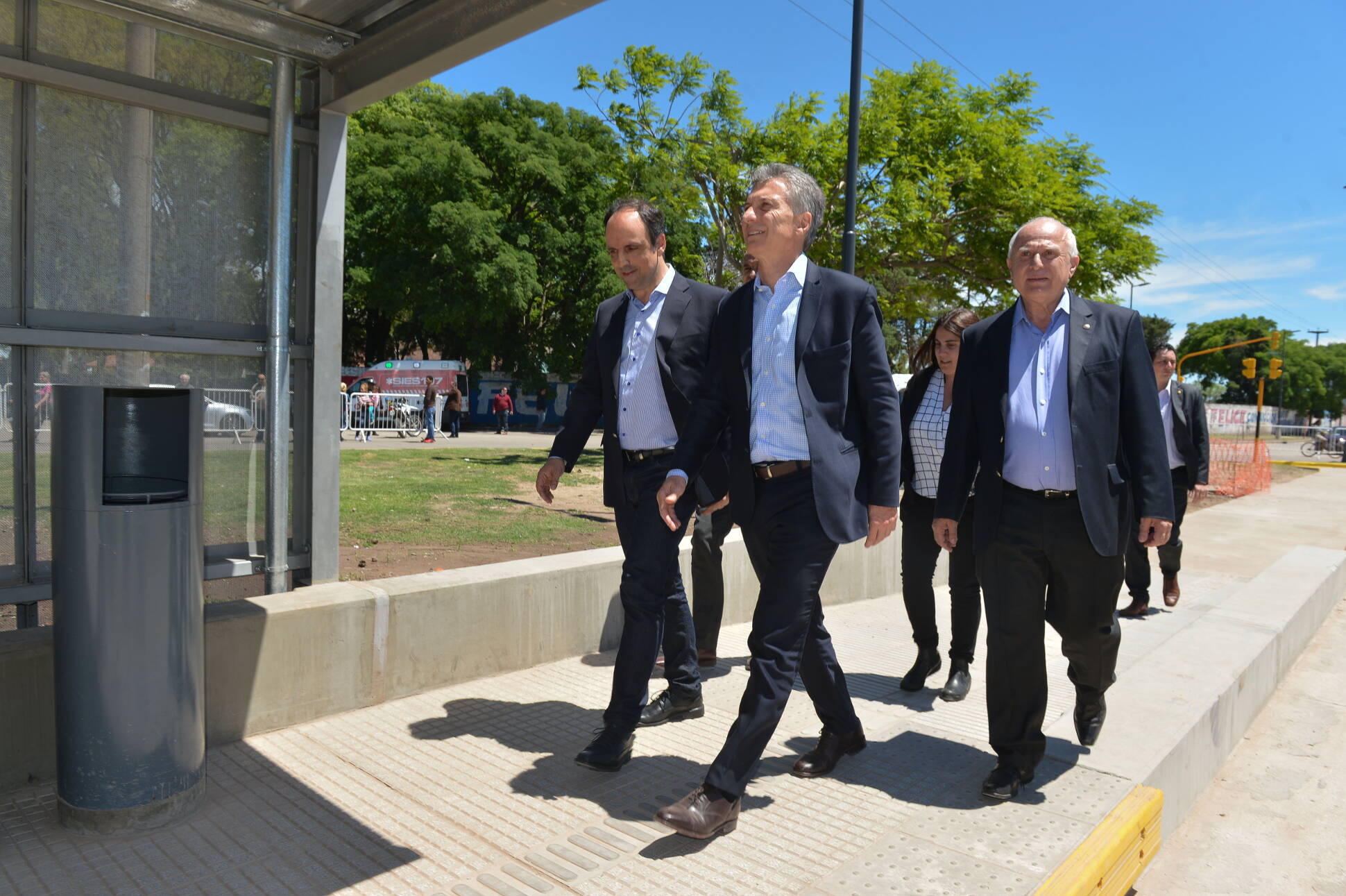 El presidente Macri recorrió las obras del Metrobús de la ciudad de Santa Fe