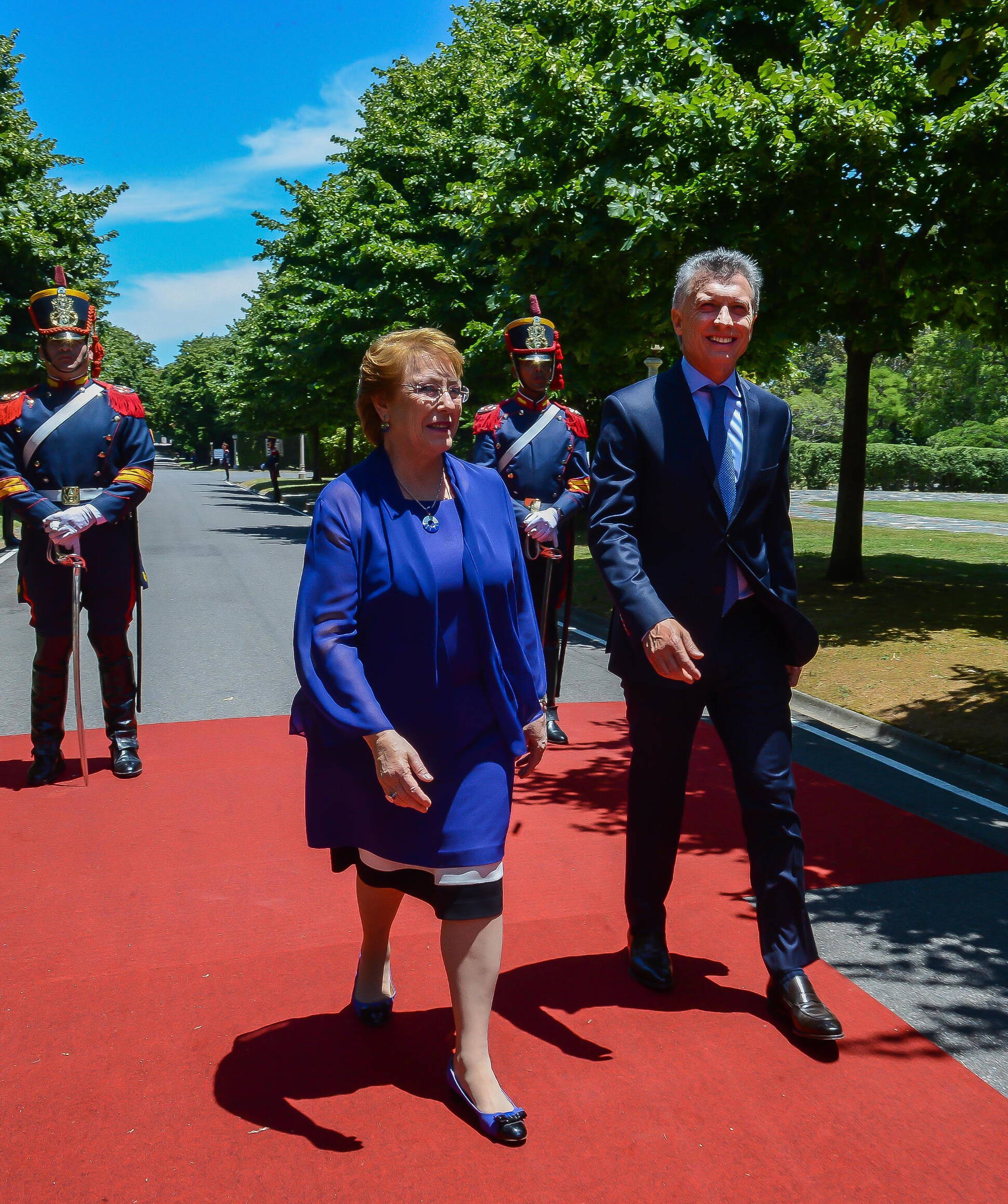 Macri y Bachelet ratificaron la decisión de avanzar en el proceso de integración entre la Argentina y Chile