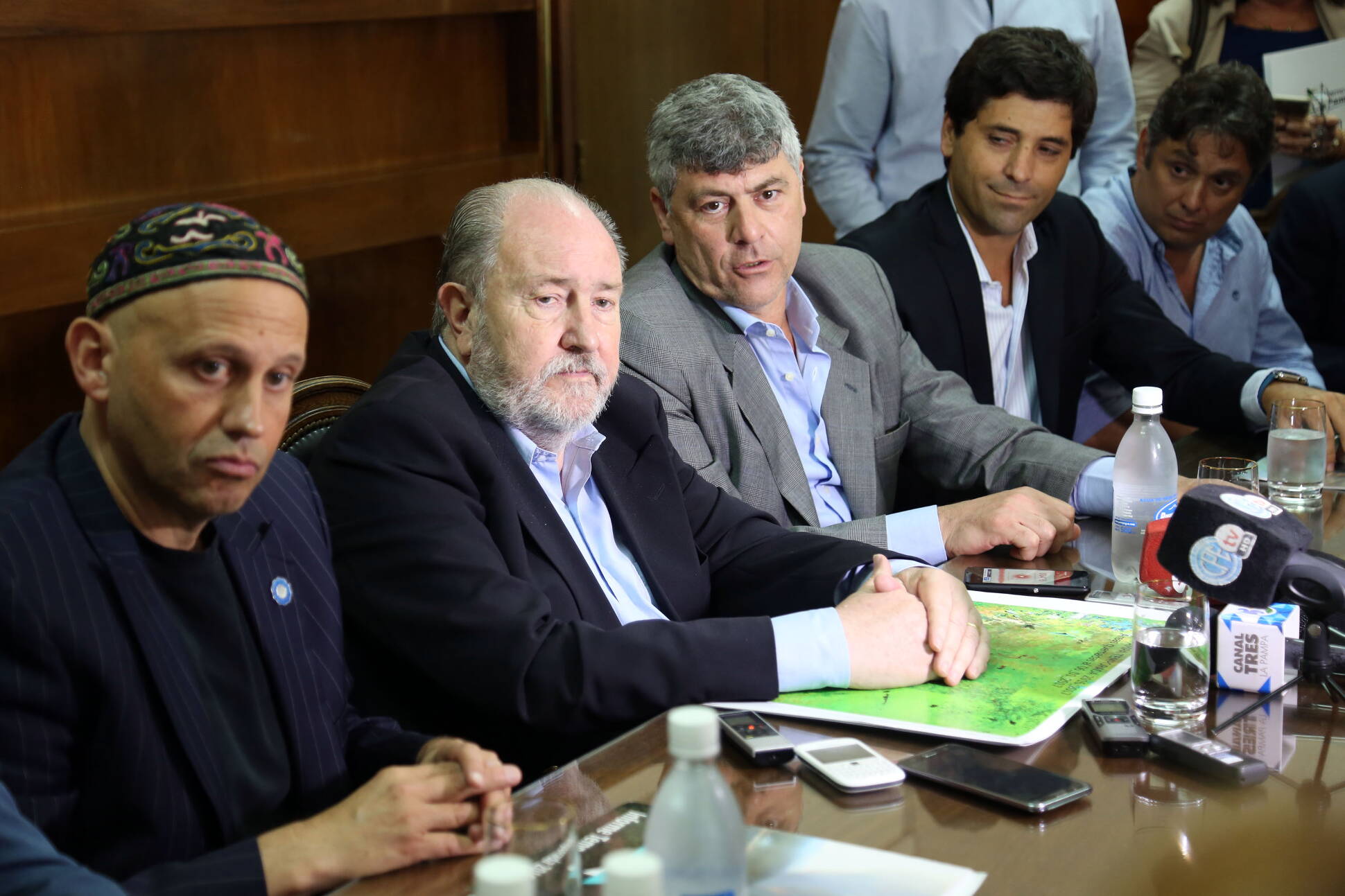 Incendios: El Gobierno envía ayuda a productores de La Pampa y homologa la emergencia agropecuaria