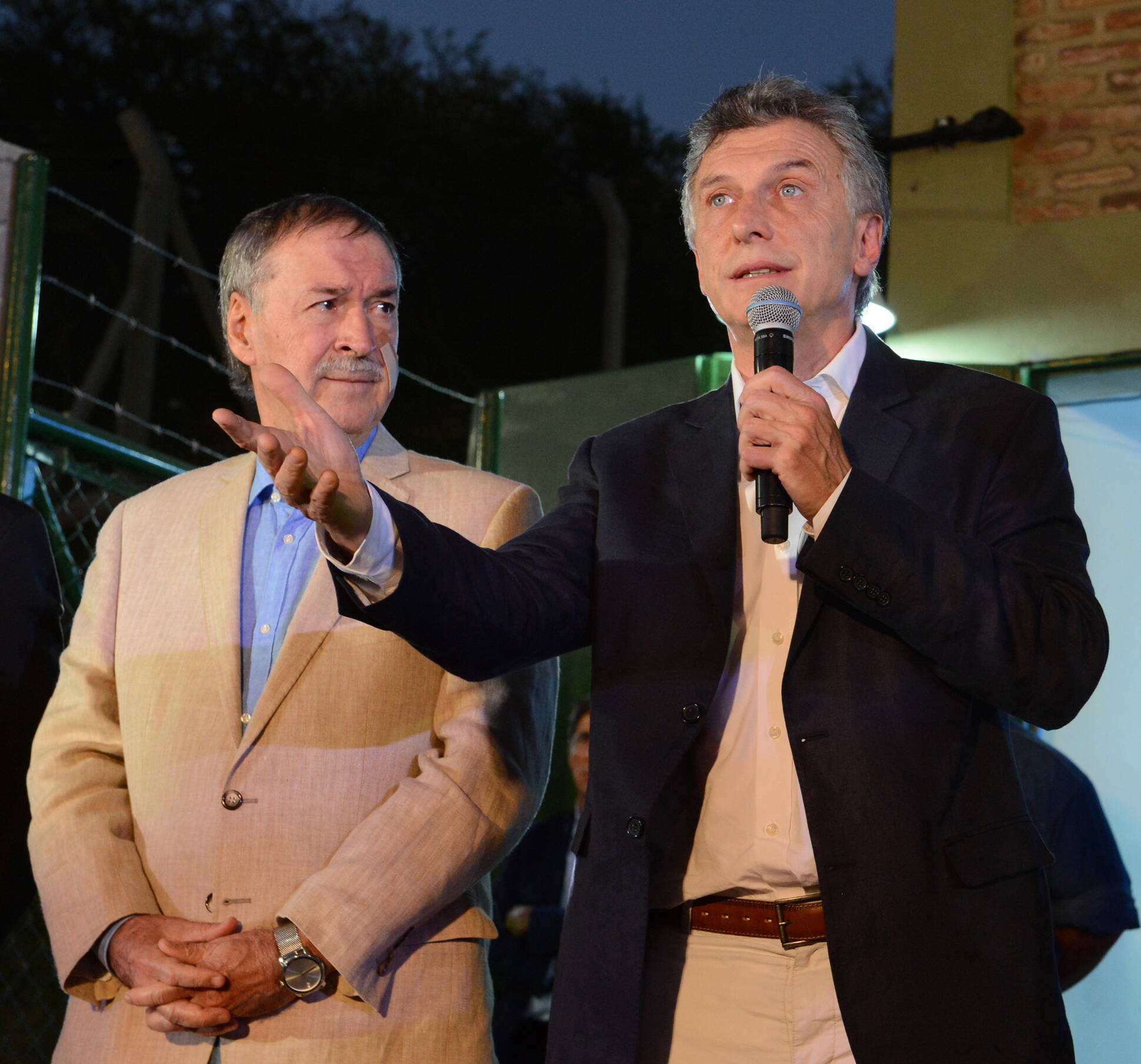 Macri: Volveremos a exportar gas y el país se llenará de fábricas