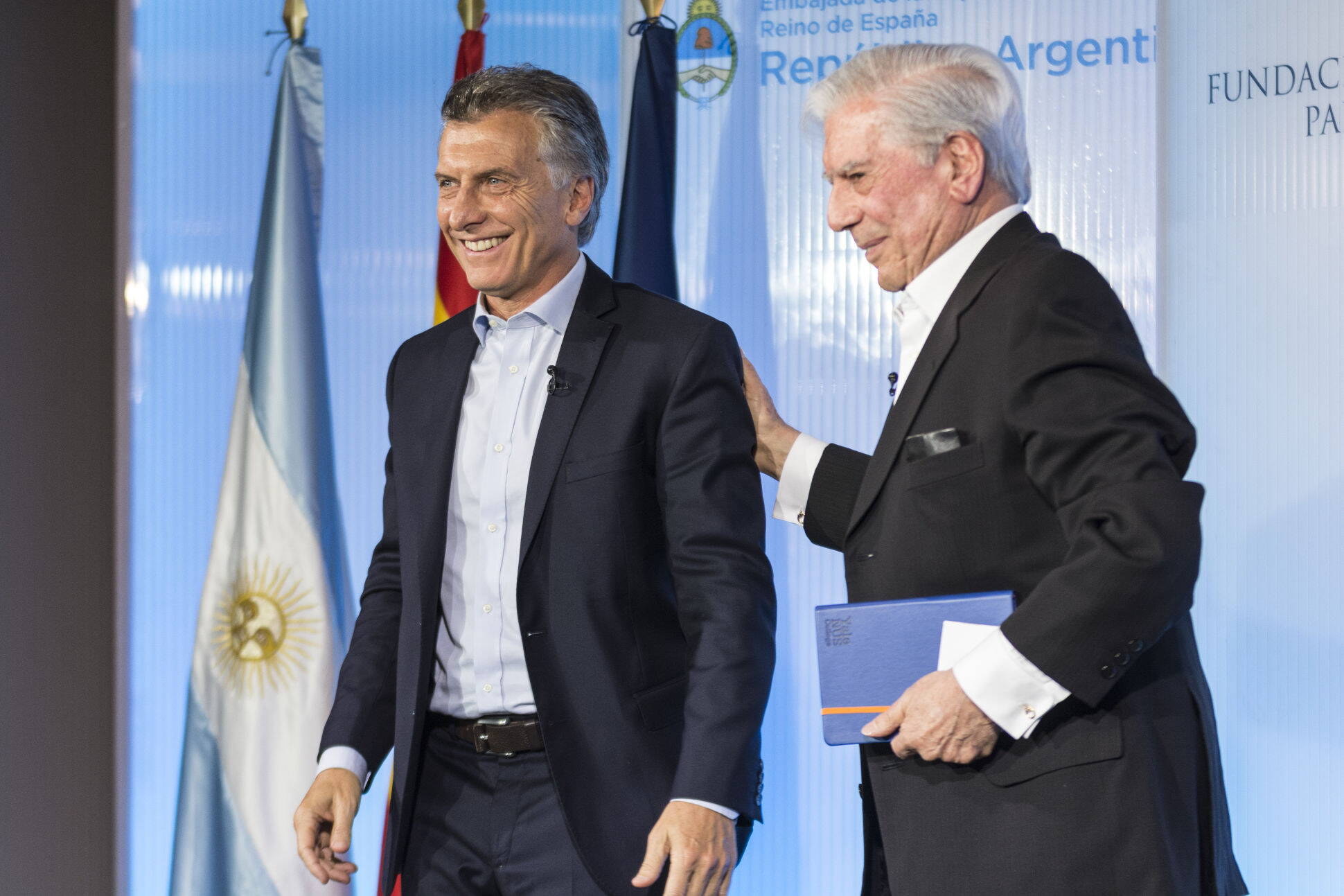 Macri participó de un coloquio con el Premio Nobel Mario Vargas Llosa