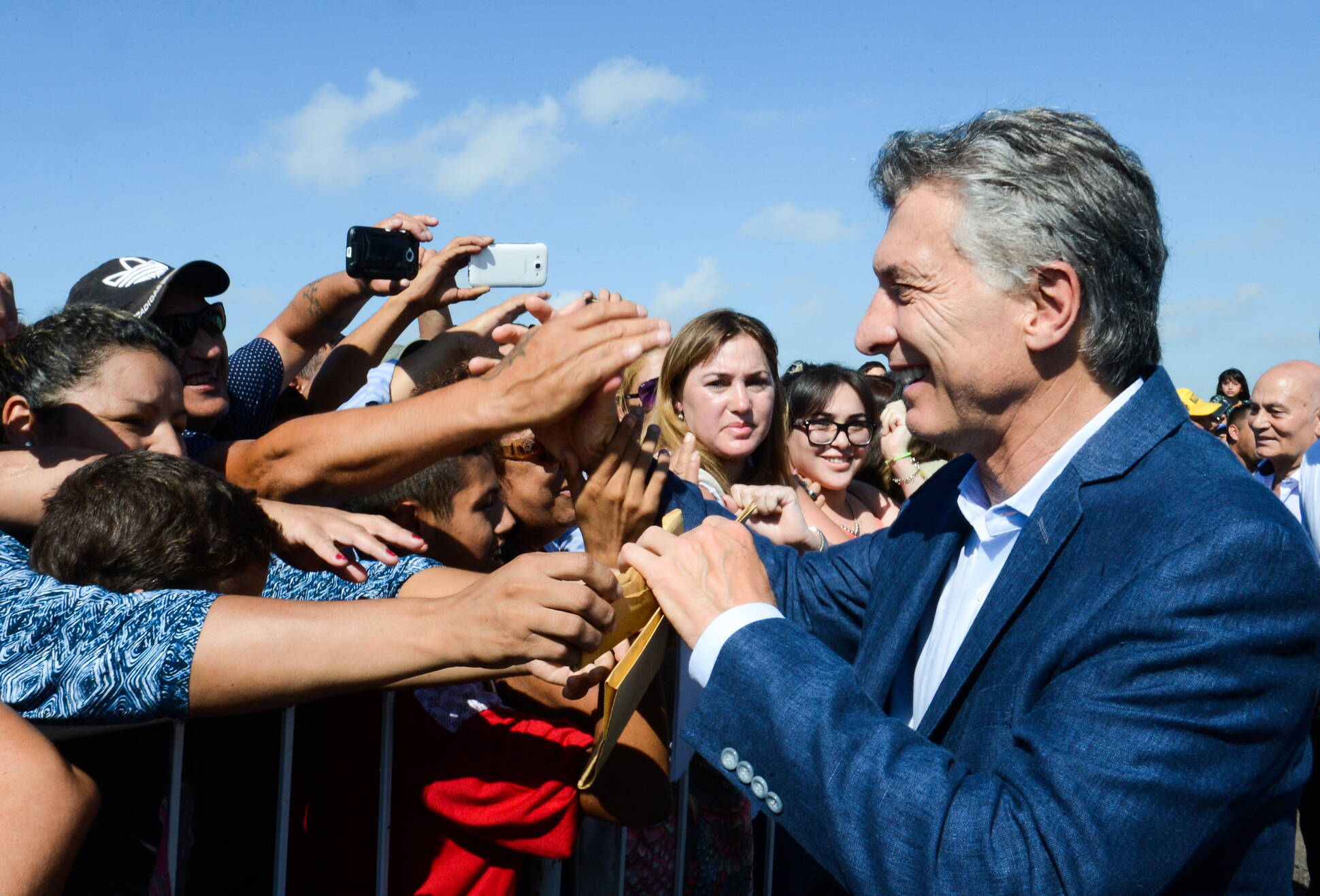 El presidente Macri entregó viviendas en Santa Fe