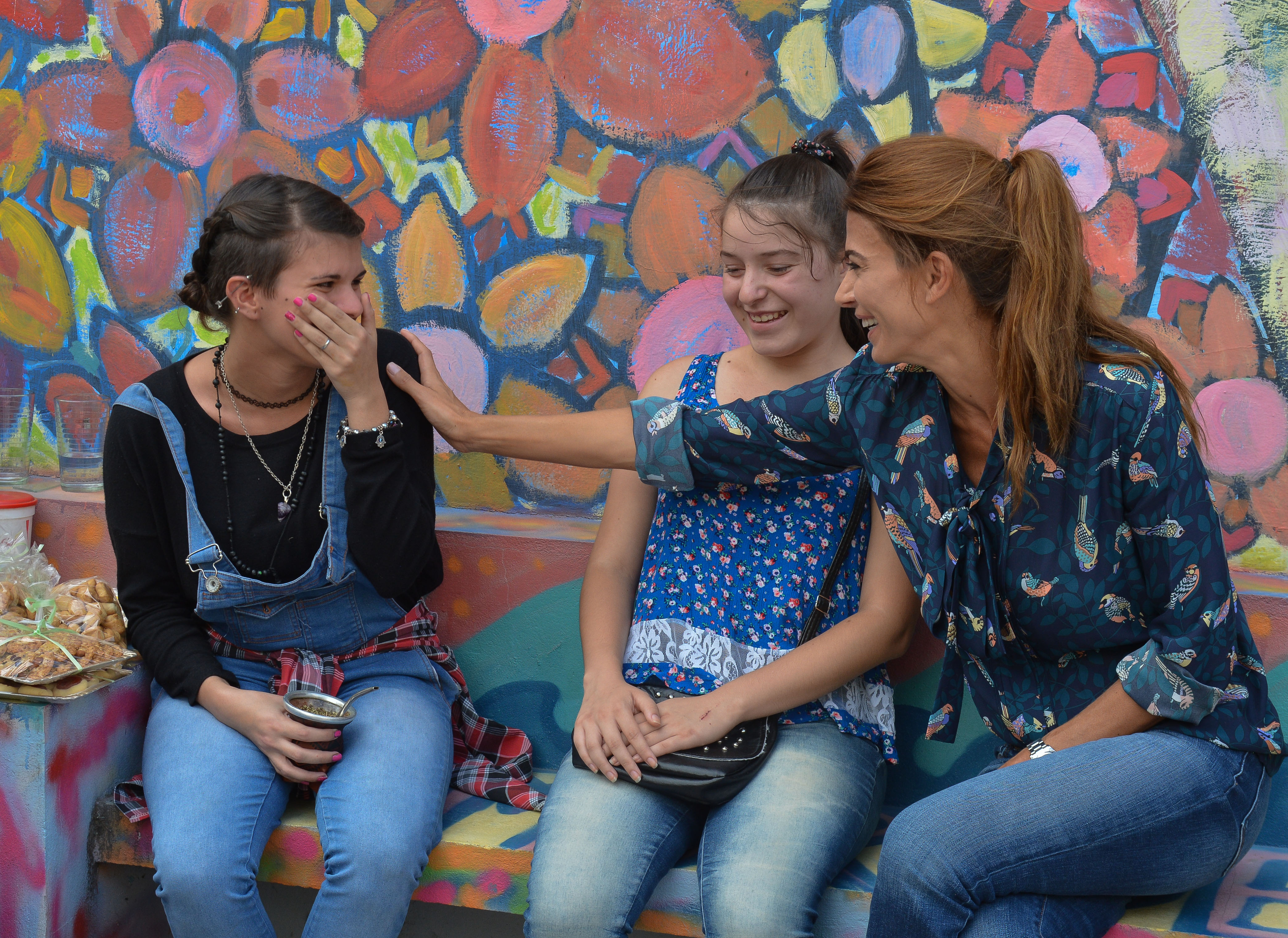 Juliana Awada se reunió con un grupo de jóvenes mujeres en la Casa del Futuro