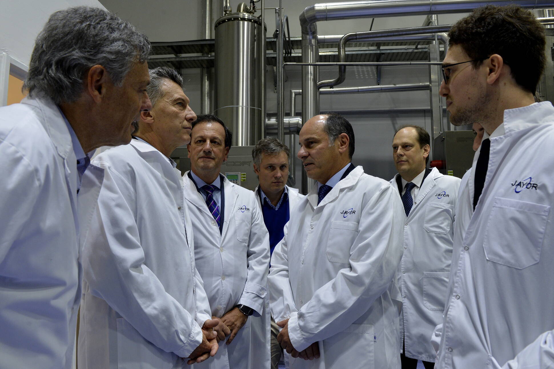 El Presidente recorrió un laboratorio productor de sueros en el Parque Industrial de Pilar