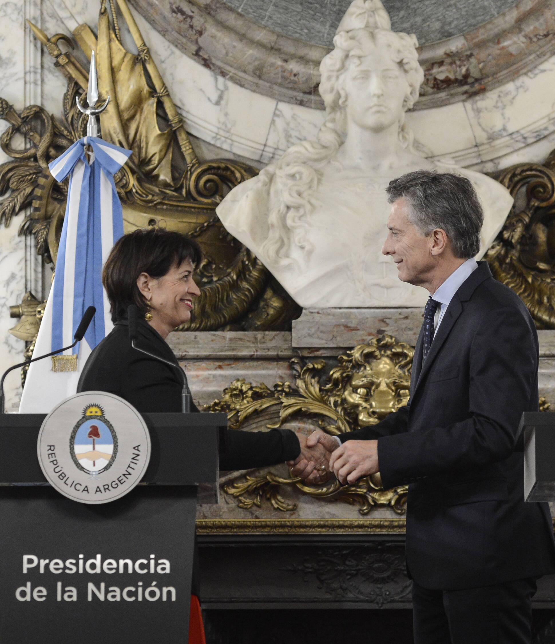 Macri: Nos alegra que la Argentina nuevamente esté desempeñando un papel en el mundo 