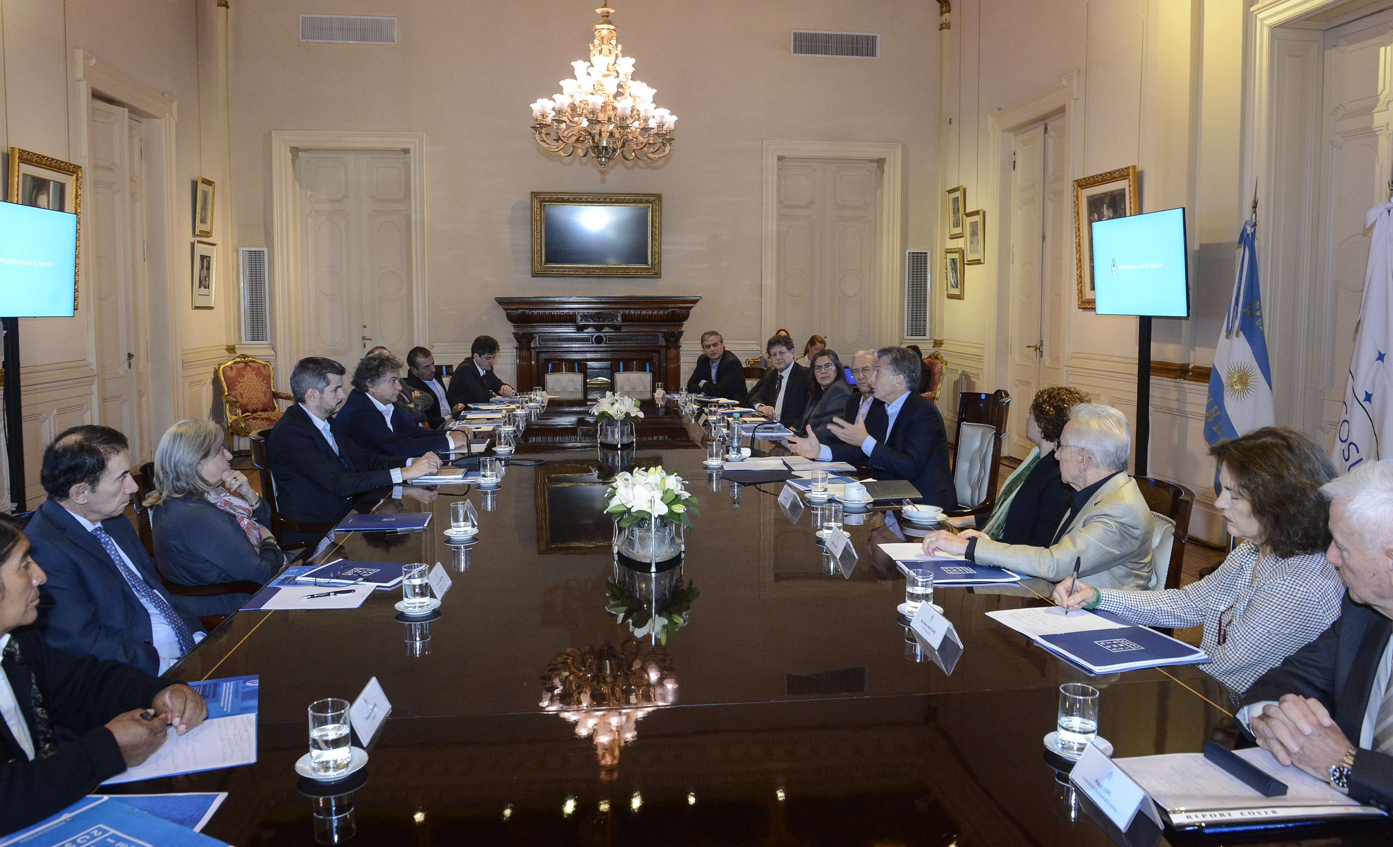 El Presidente participó de una reunión del Consejo Argentina 2030