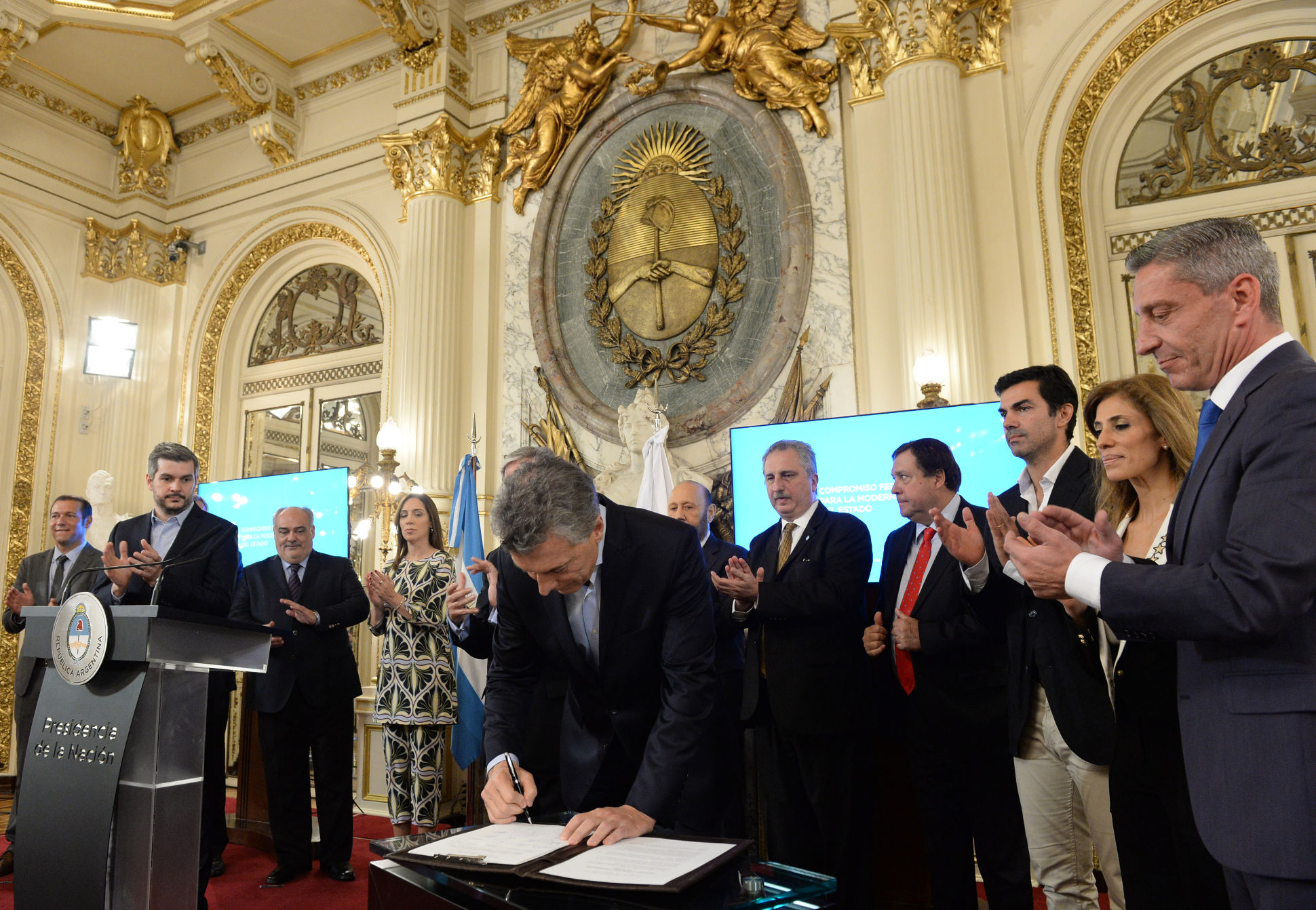 El presidente Macri presentó el Compromiso Federal para la Modernización del Estado
