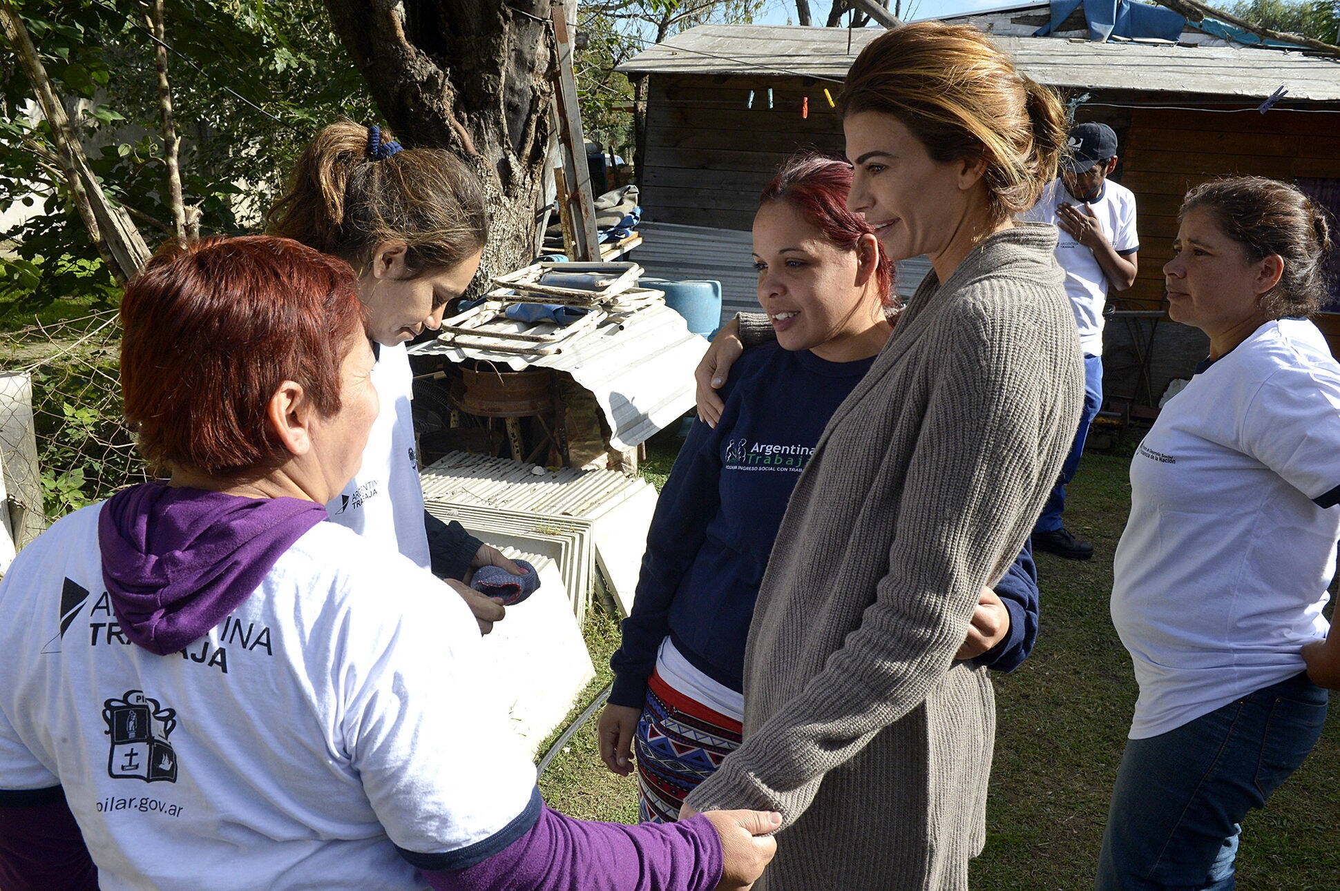 Juliana Awada visitó una cooperativa en Pilar