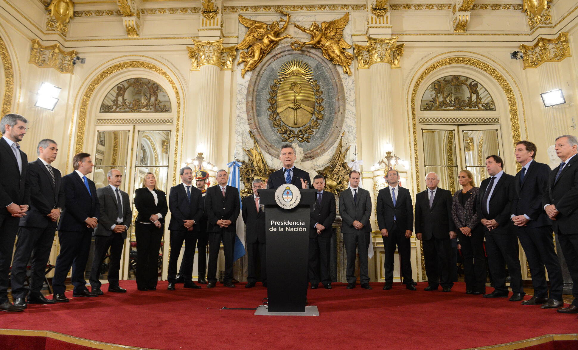 El Presidente presentó el Acuerdo Federal de Energía