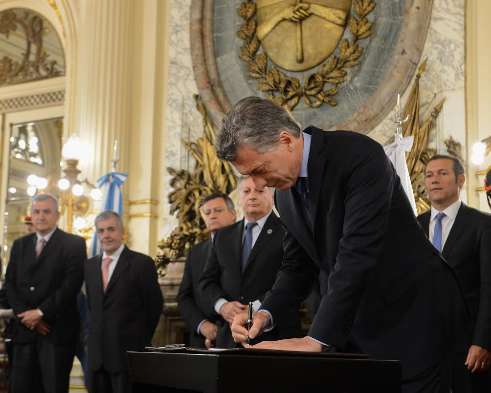 El Presidente presentó el Acuerdo Federal de Energía