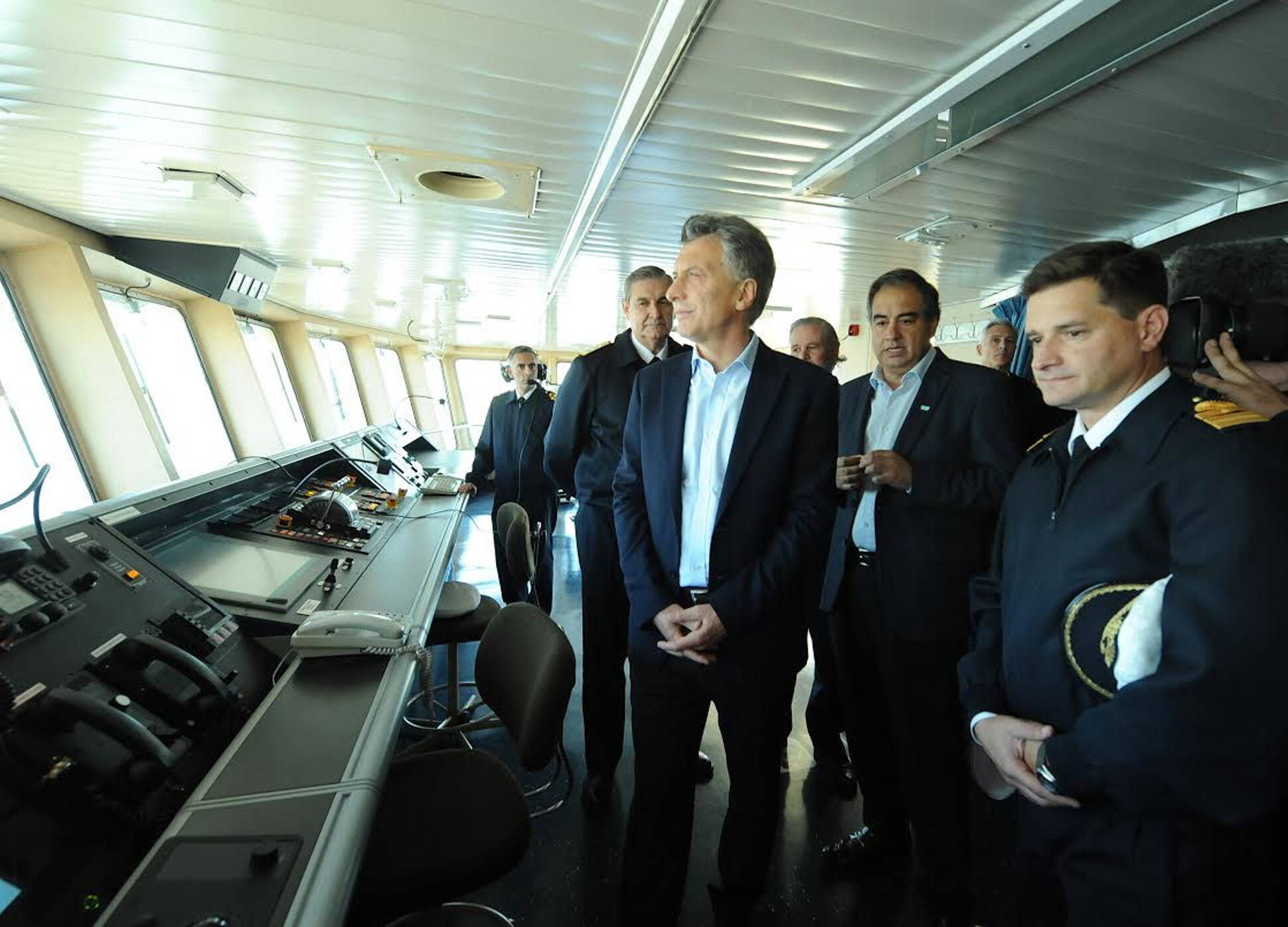 Macri visitó el rompehielos Irízar, que volvió a navegar después de 10 años