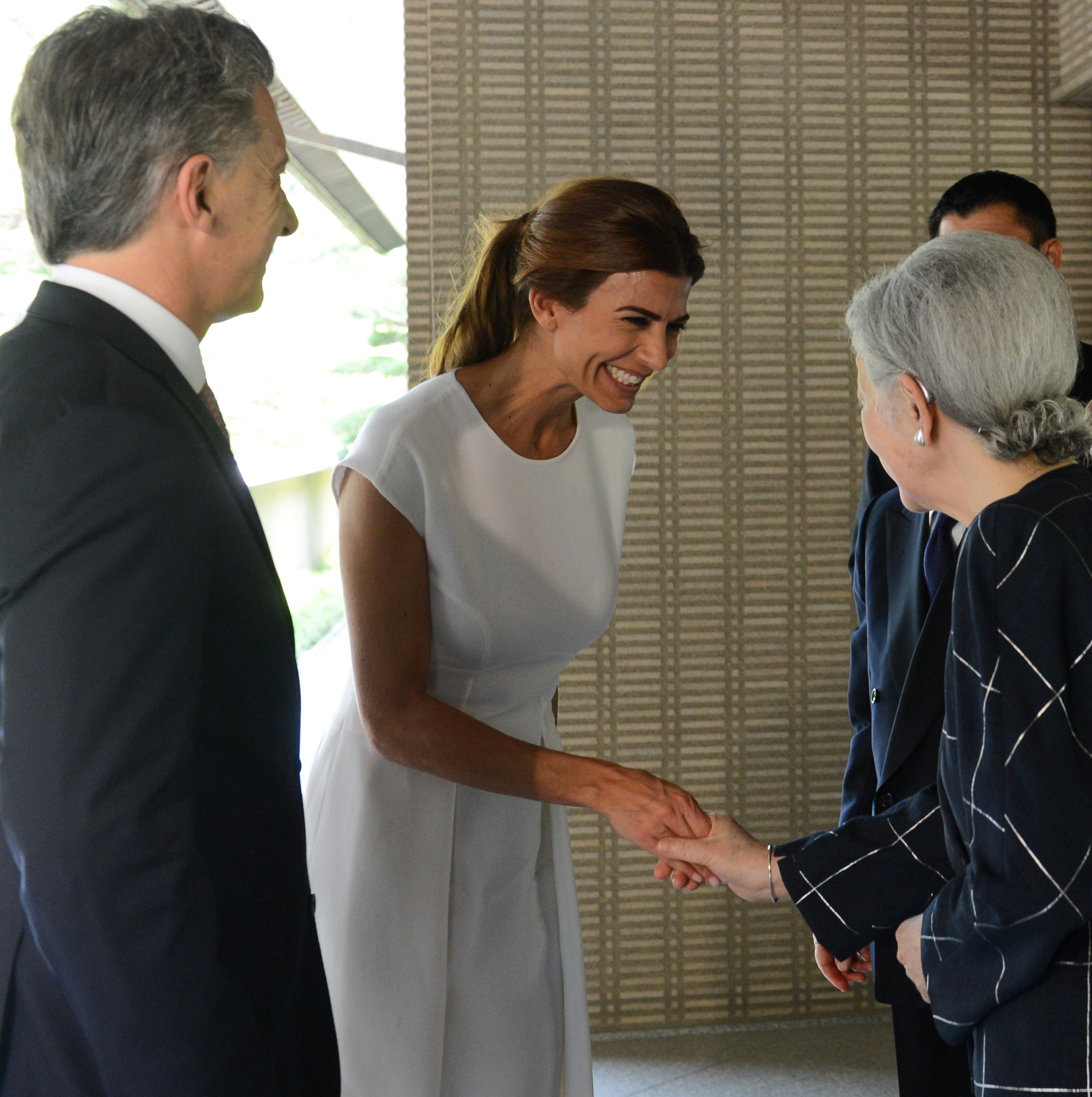  Juliana Awada y el Presidente Mauricio Macri se reunieron con Sus Majestades Imperiales 