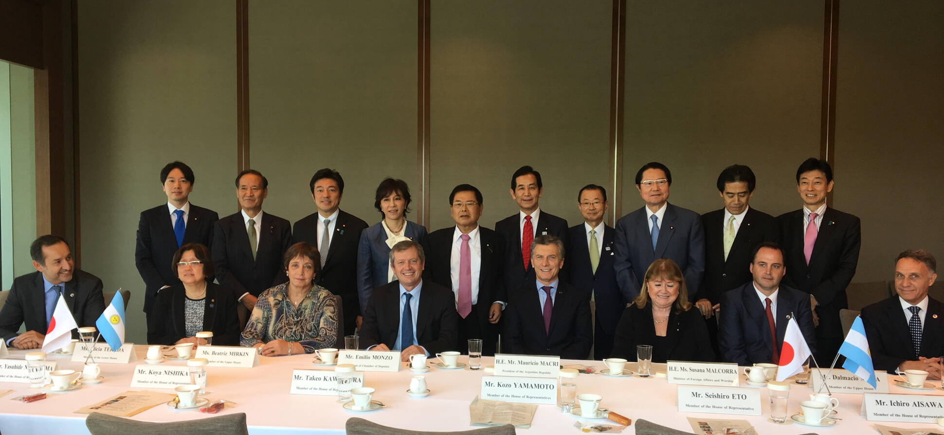 El Presidente se reunió con la Liga Parlamentaria de Amistad Japón - Argentina