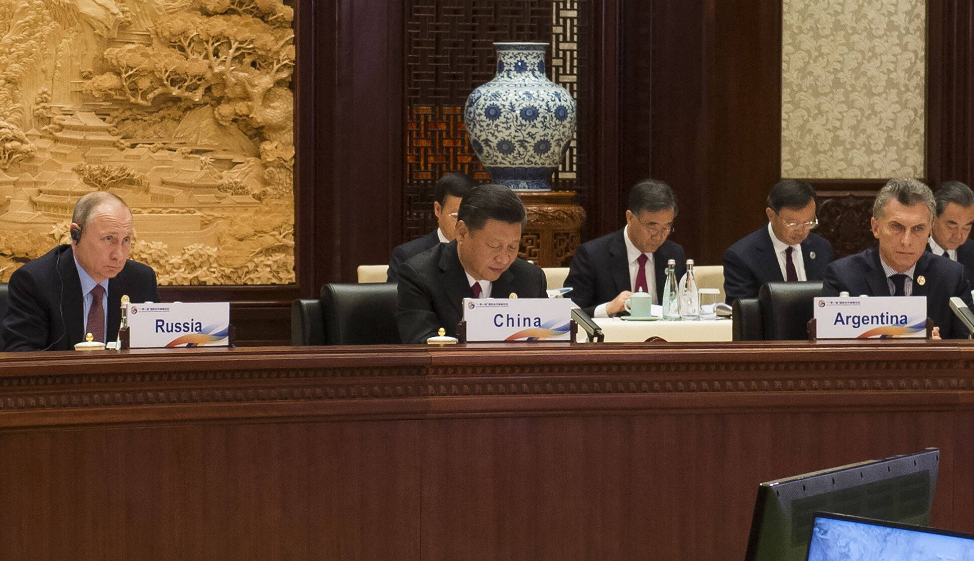 El Presidente expuso en el foro “Una Franja y una Ruta para la Cooperación Internacional”