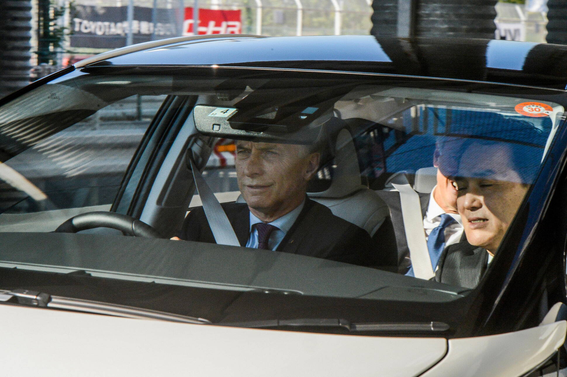 Toyota le anunció a Macri la creación de 1800 empleos en la filial argentina