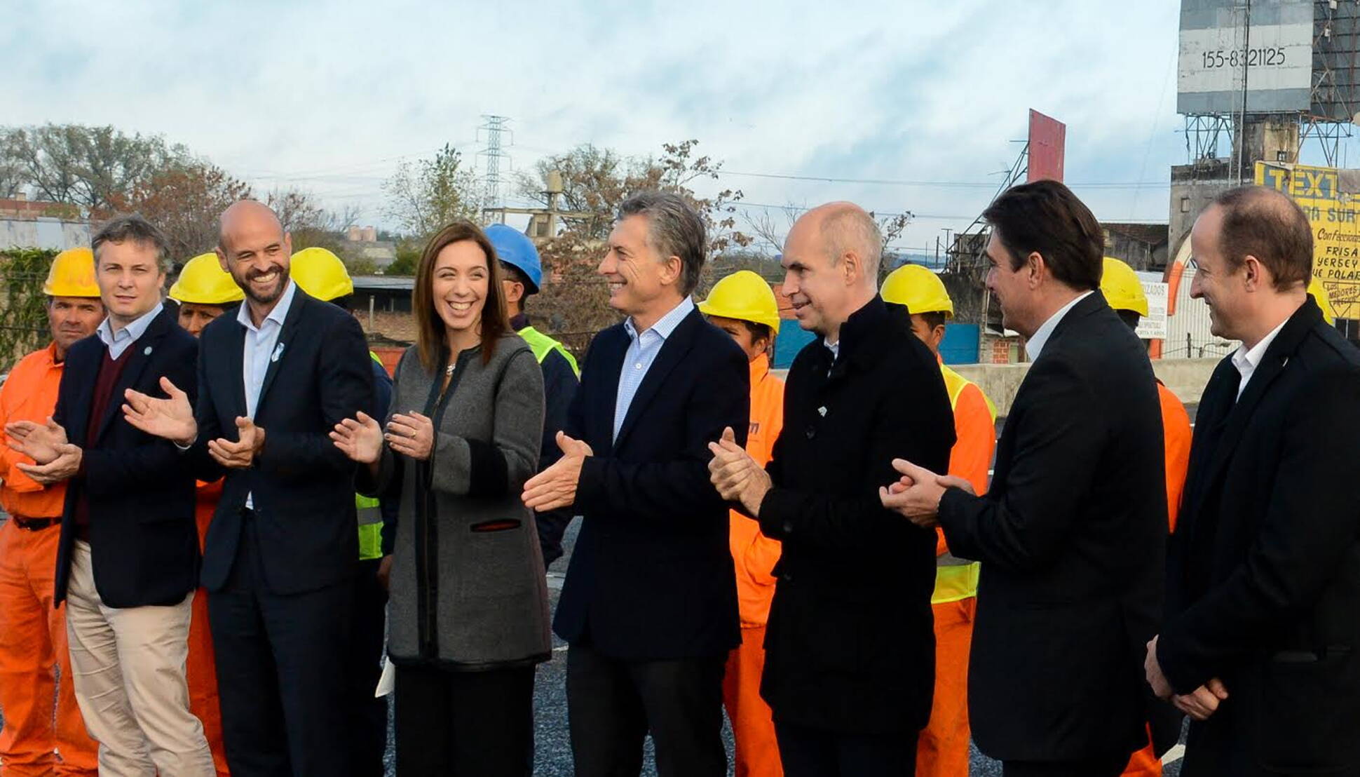 El Presidente inauguró una obra vial en el Puente La Noria