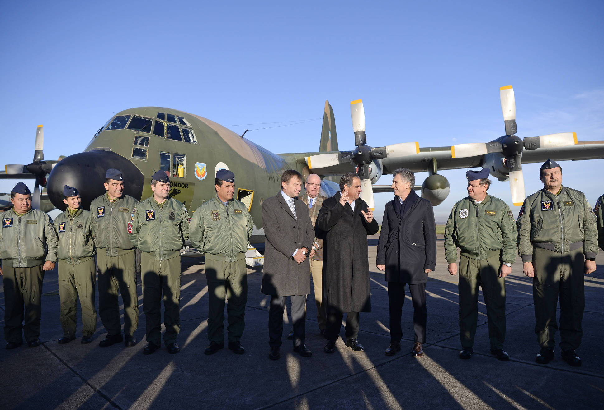 El Presidente visitó el primer avión Hércules remodelado íntegramente en el país