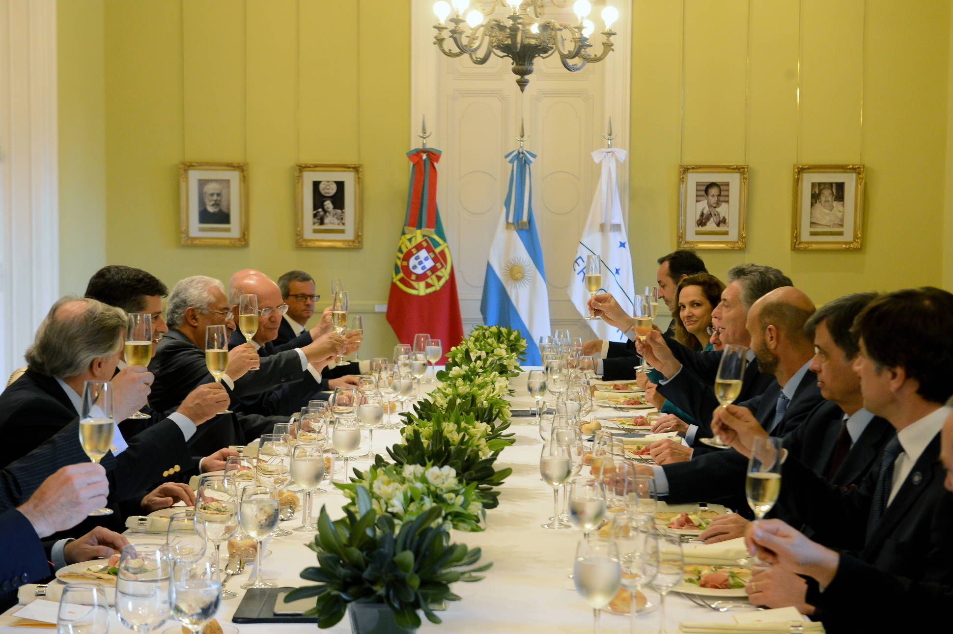 El presidente Macri recibió al primer ministro de Portugal 