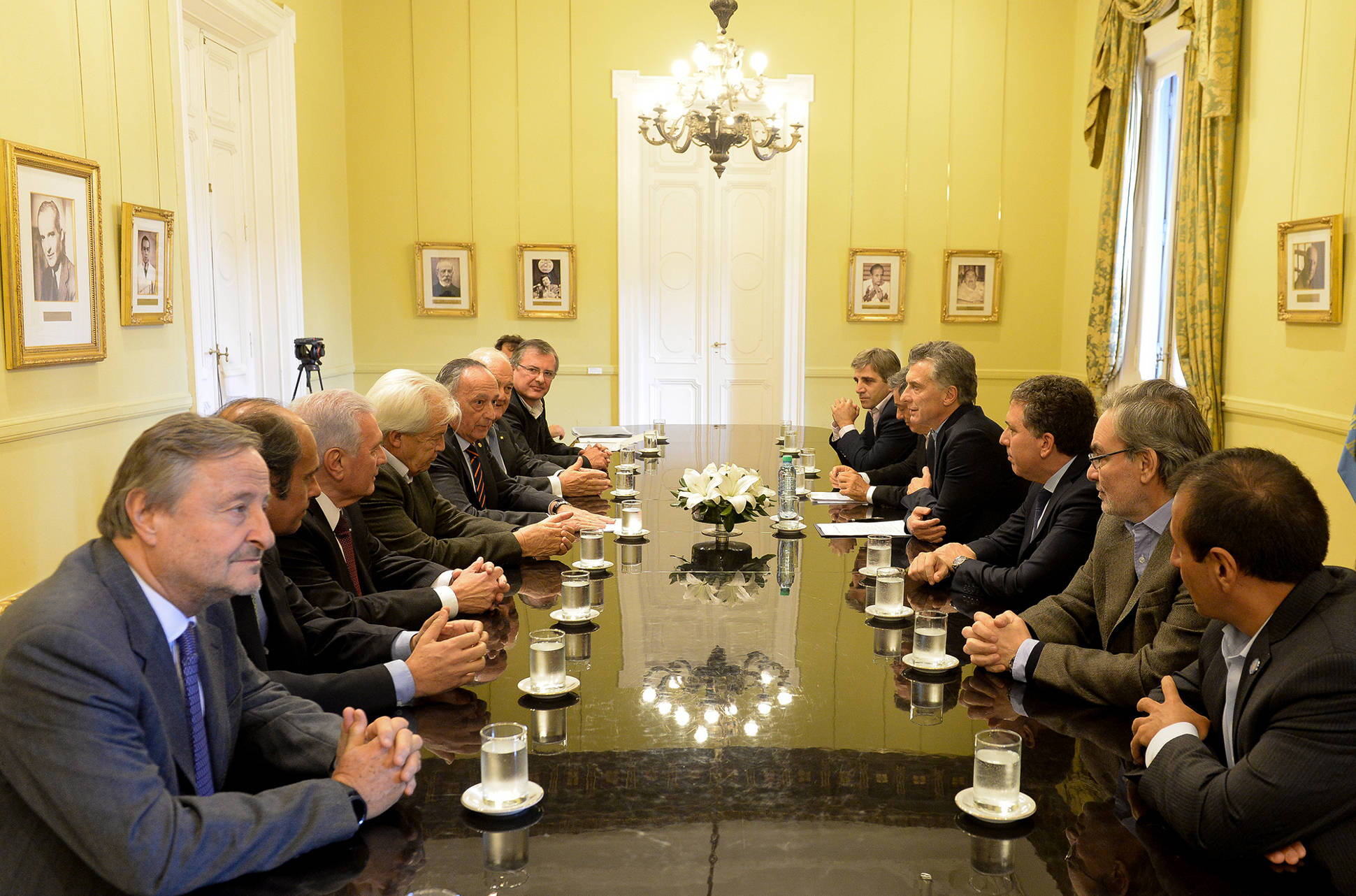 Macri recibió a la nueva conducción de la Unión Industrial Argentina