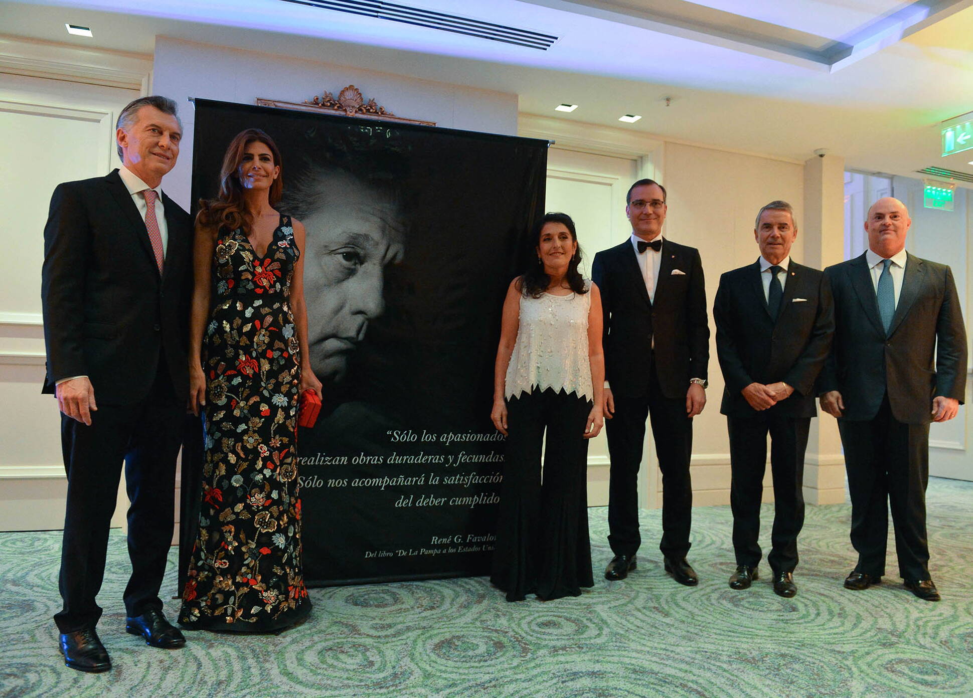 El Presidente Macri asistió a una cena de homenaje al médico René Favaloro