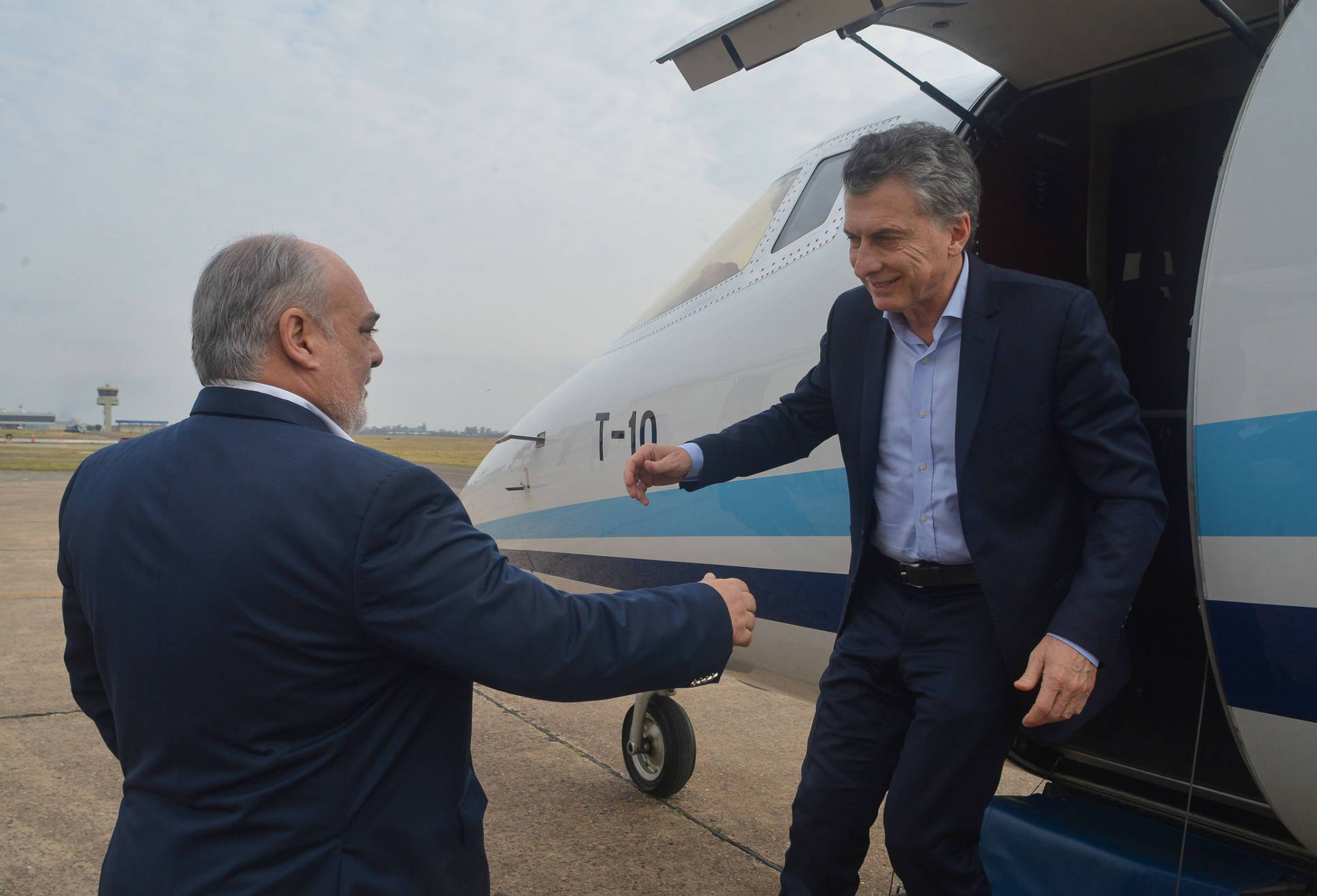 El Presidente visitó una escuela en Corrientes y se reunió con el gobernador Colombi