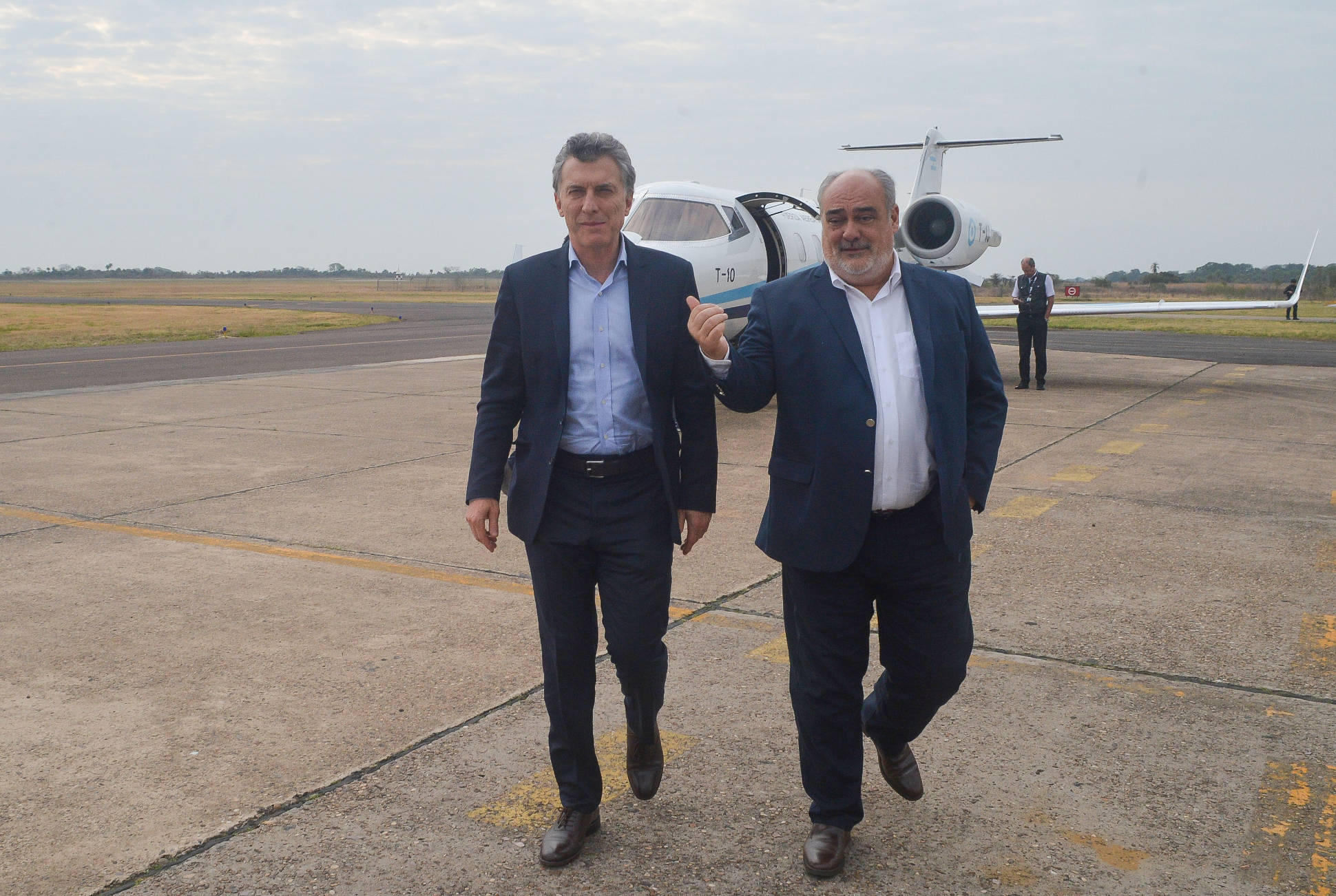El Presidente visitó una escuela en Corrientes y se reunió con el gobernador Colombi
