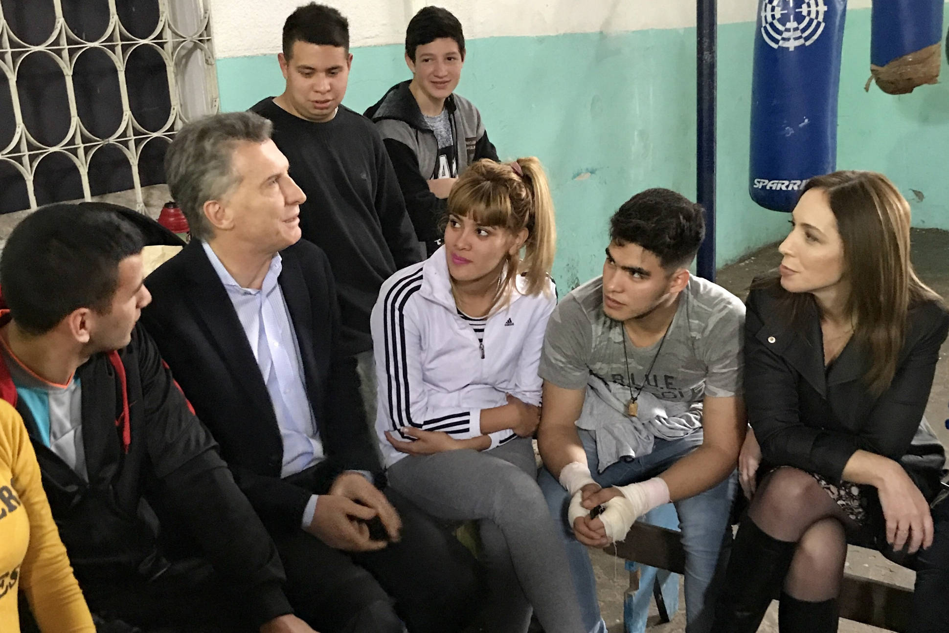 Macri se reunió con profesor de boxeo que enseña gratis a vecinos