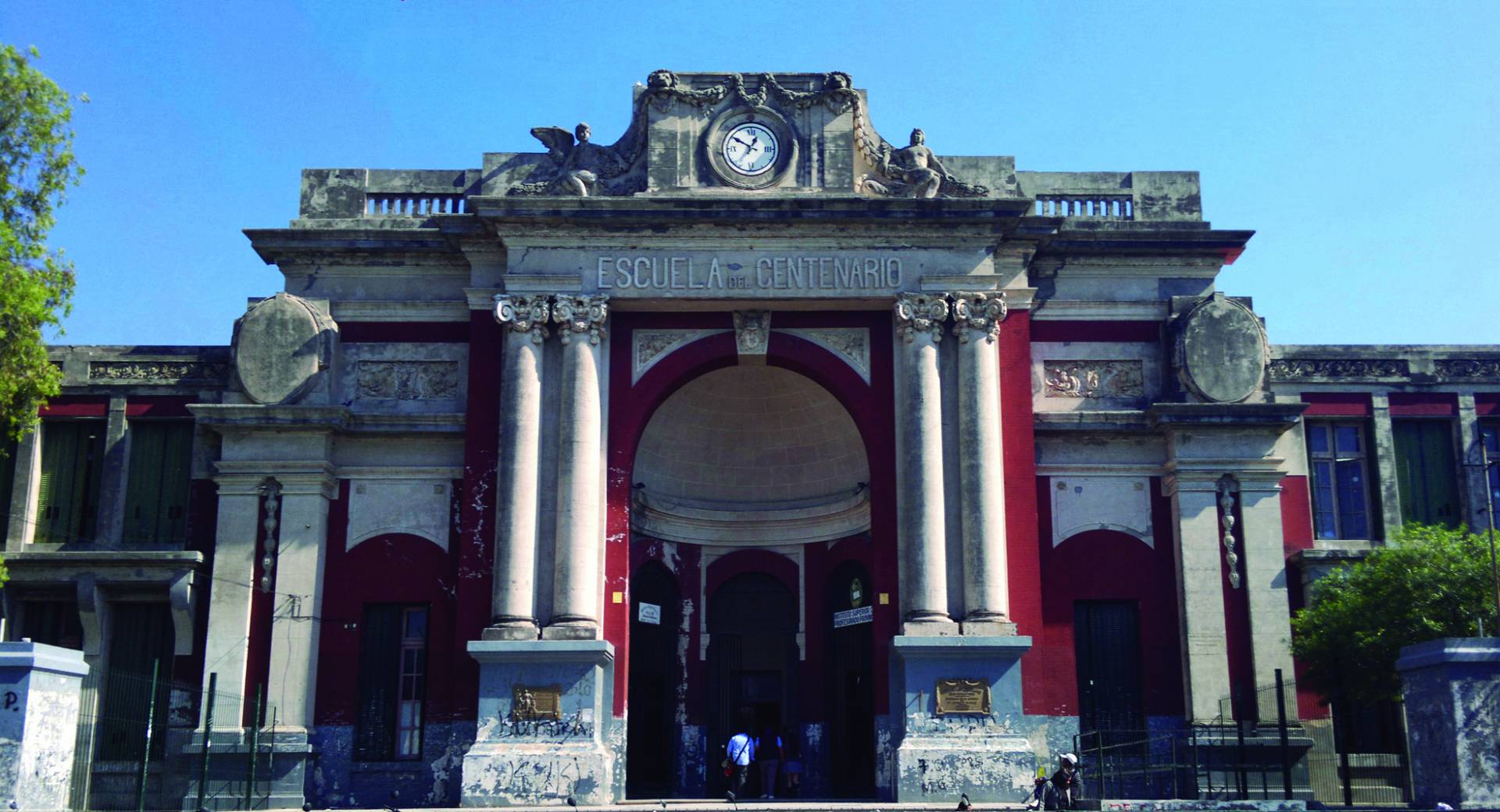 Llaman a licitación para restaurar el Colegio del Centenario en la capital santiagueña