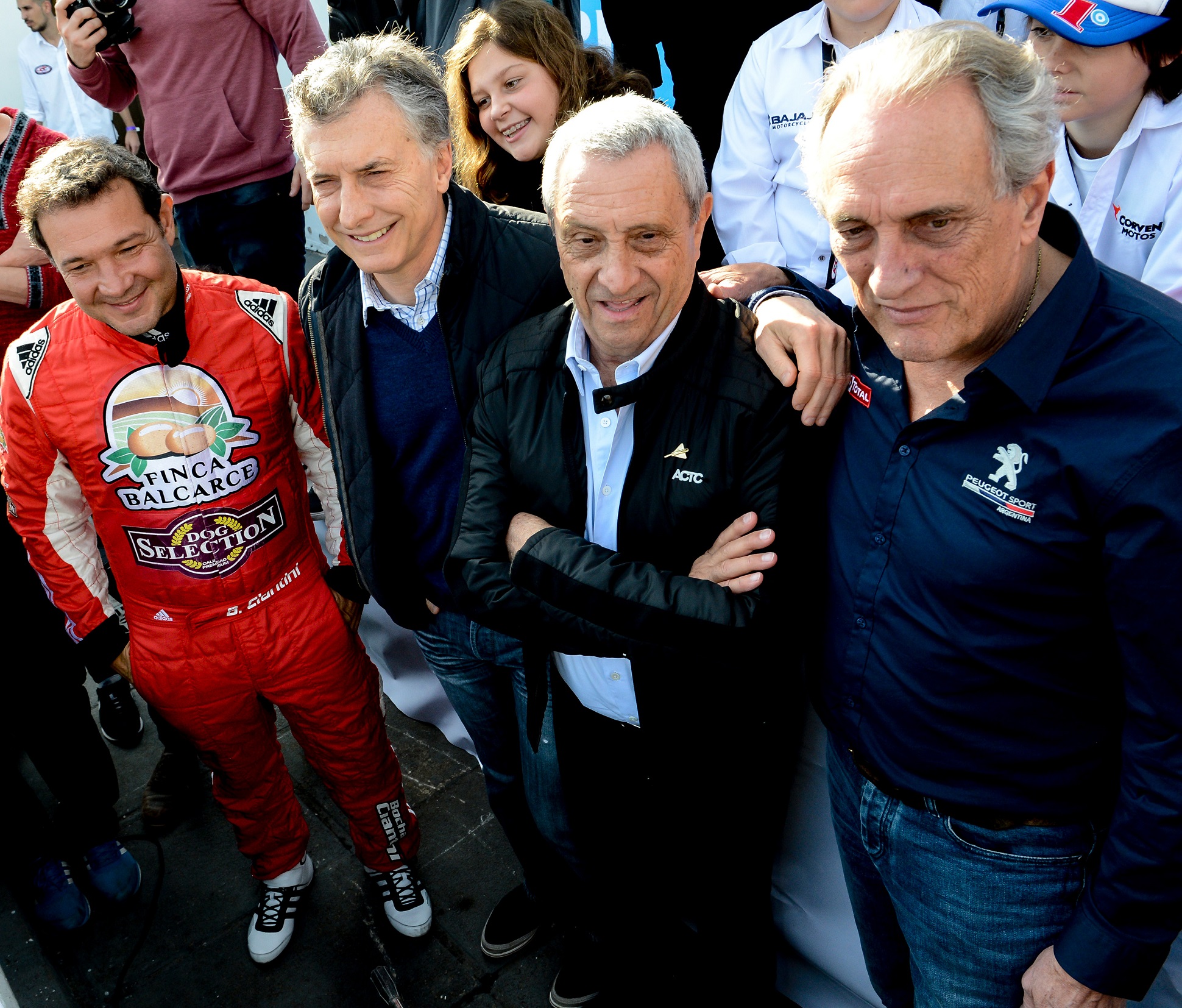 Macri: La misma pasión que hay en el TC hay que ponerla en el país