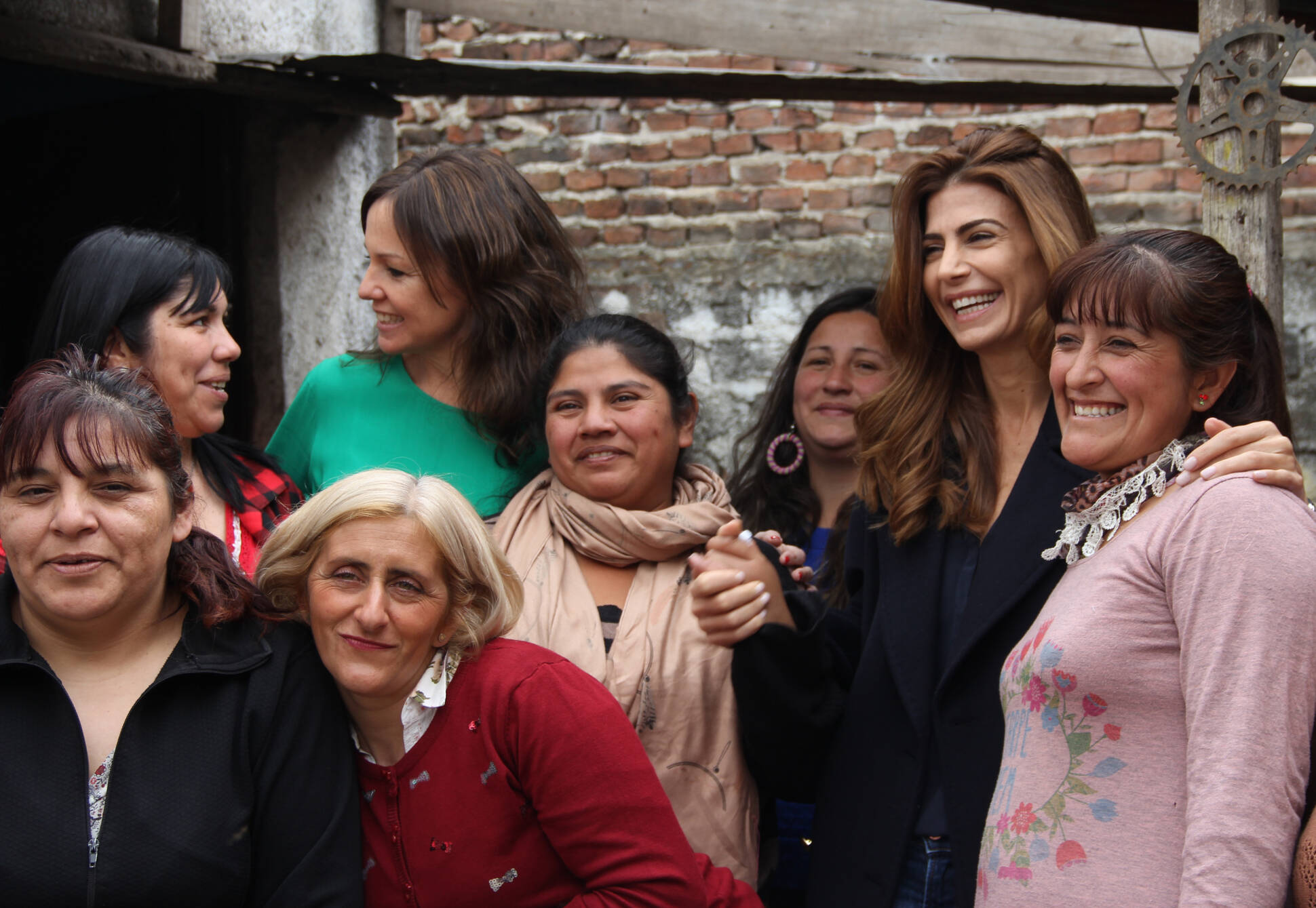 Juliana Awada visitó la cooperativa “Mujeres unidas” en Pilar