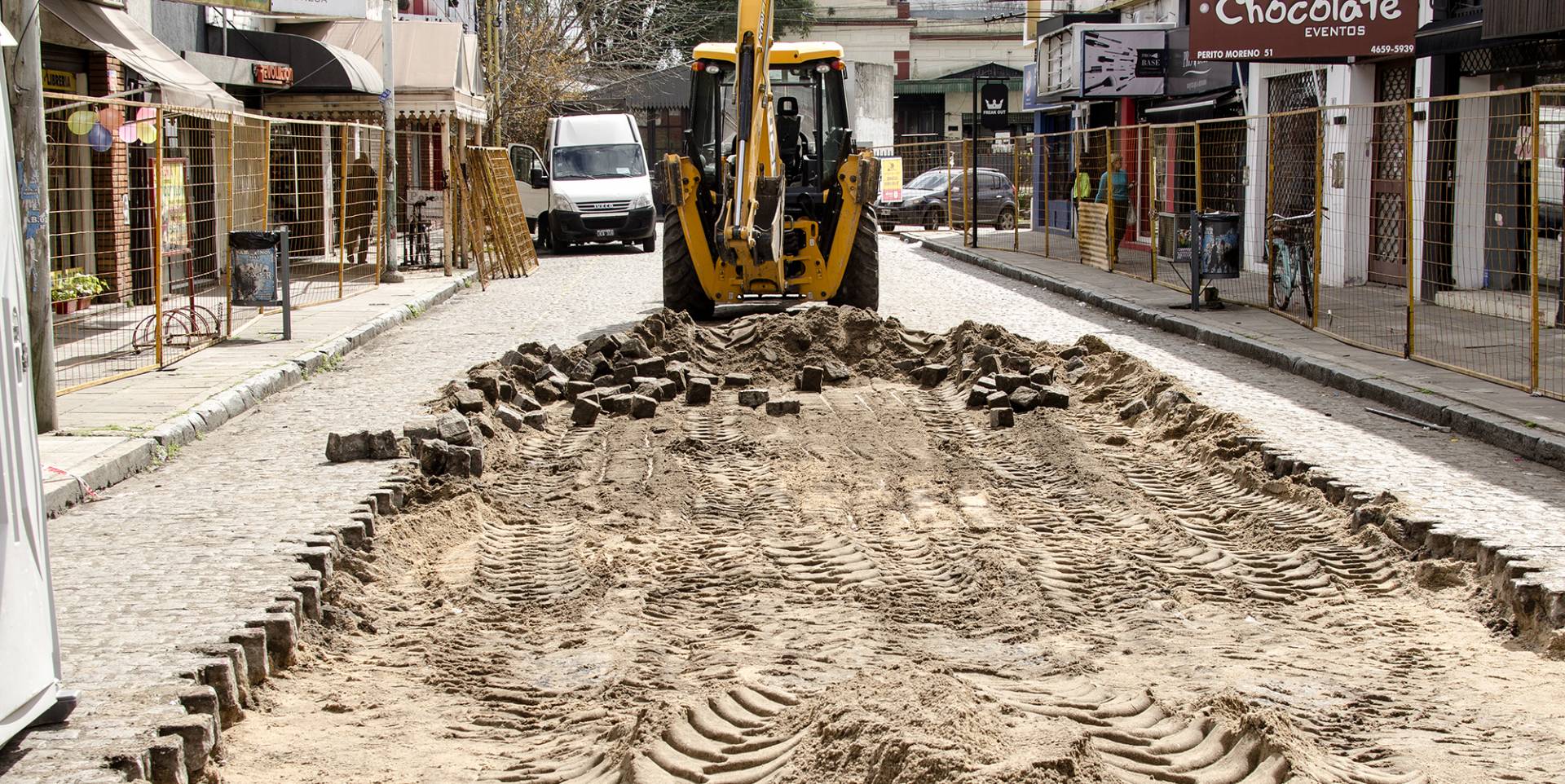 Se remodelará centro comercial de Haedo con aportes del Estado y la intendencia local