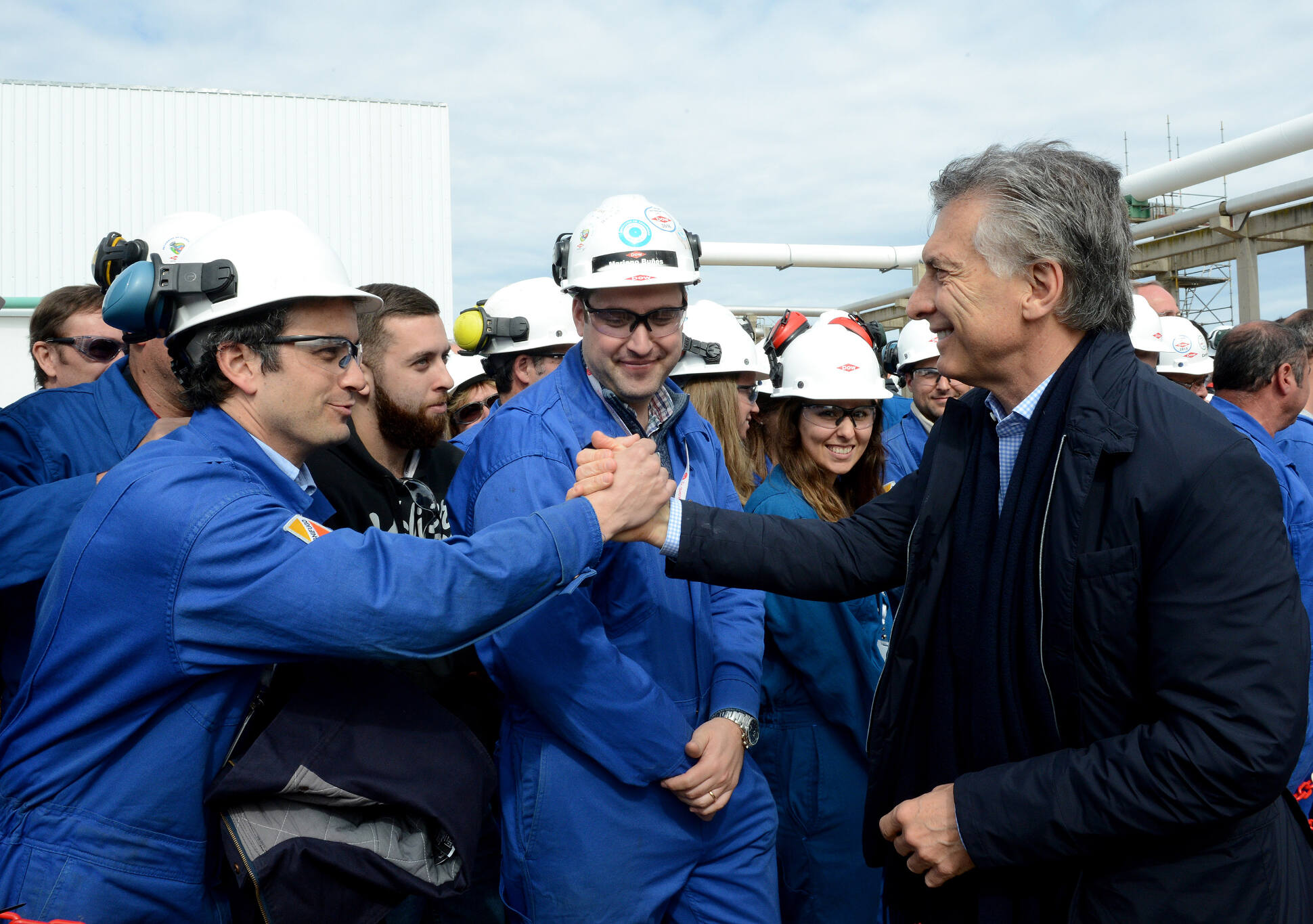 El Presidente Macri recorrió la planta petroquímica de Dow Chemical, que anunció una inversión de 210 millones de dólares