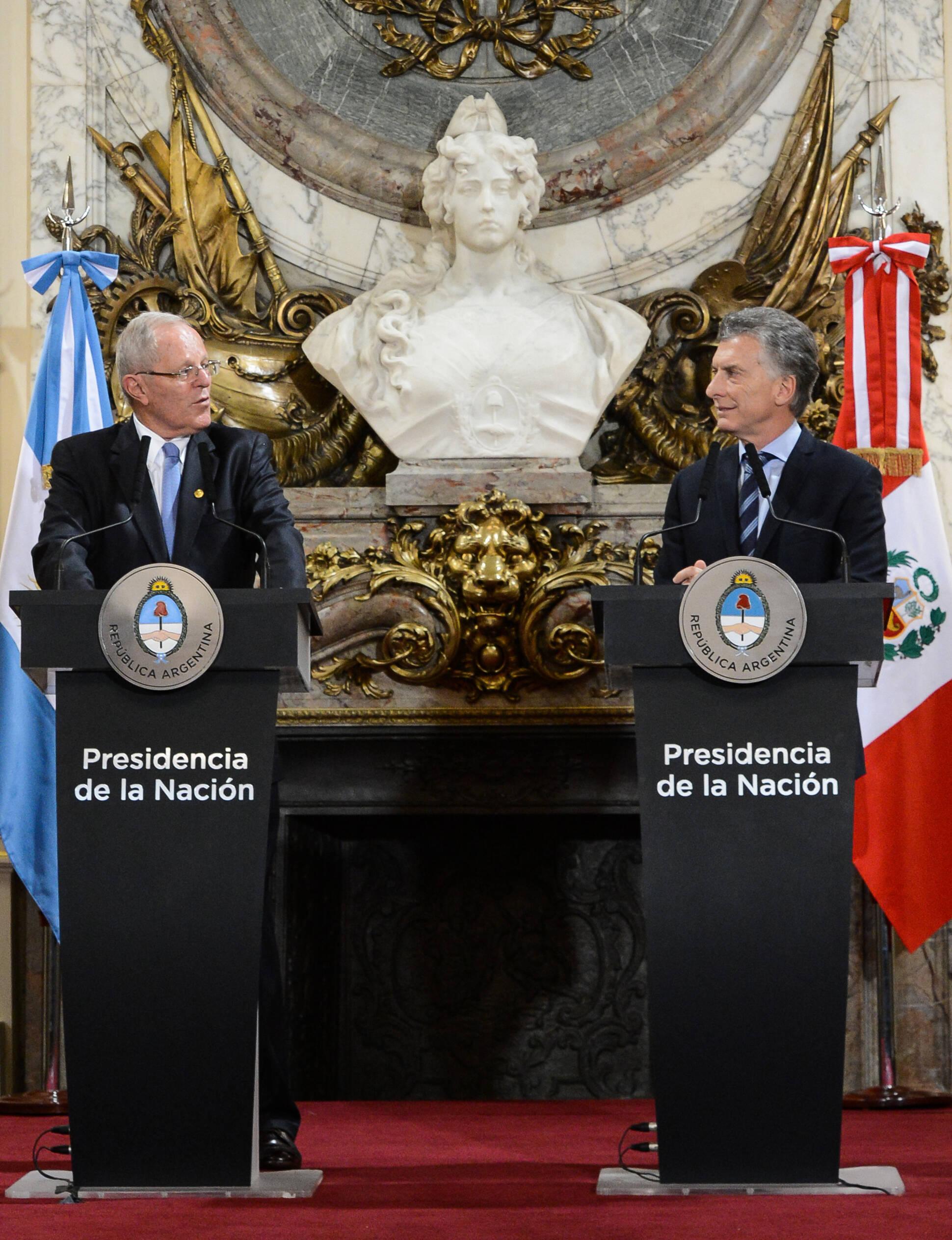Los presidentes Macri y Kuczynski acordaron relanzar las relaciones comerciales y reforzar la lucha contra el narcotráfico