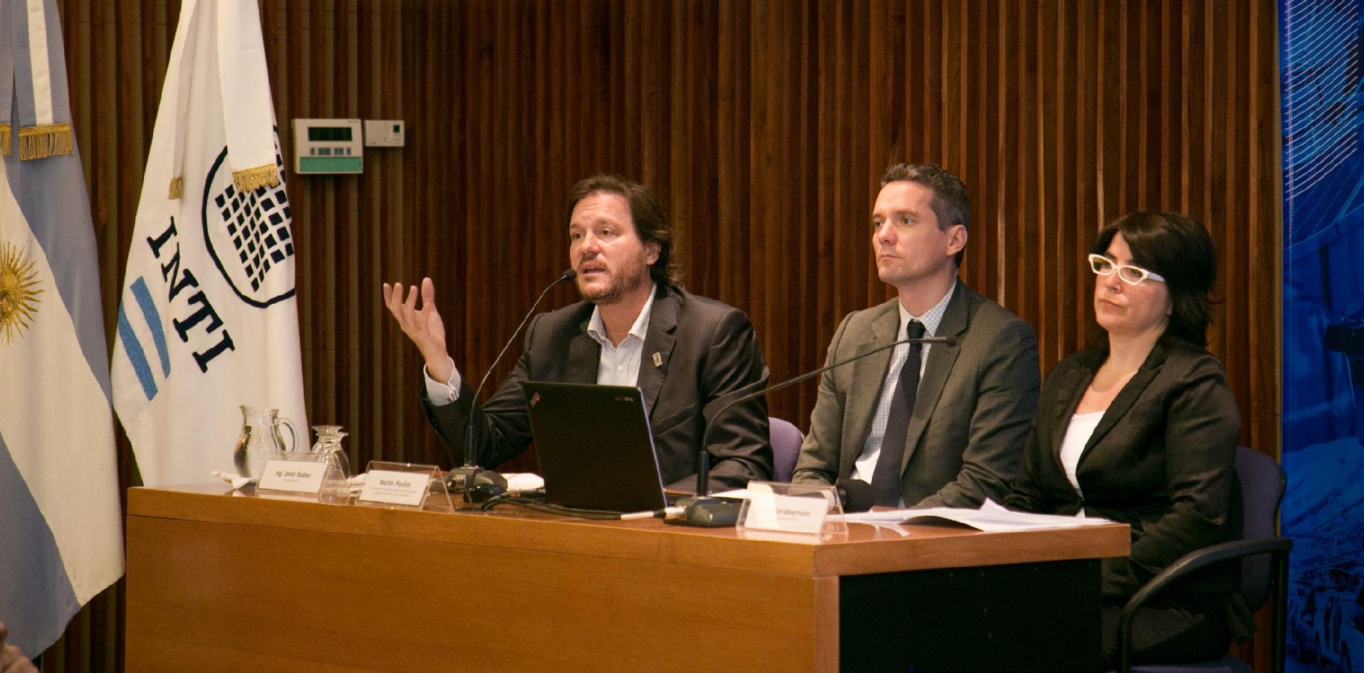 El INTI lidera un proyecto sobre seda para fortalecer economías regionales