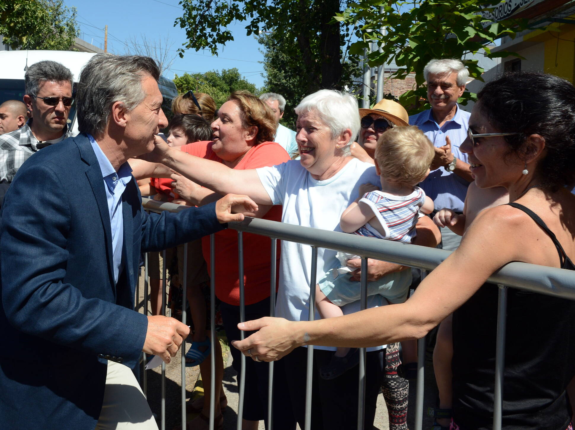 Macri: “Tenemos que estar comprometidos en reducir lo antes posible el déficit fiscal y convertirlo en superávit”