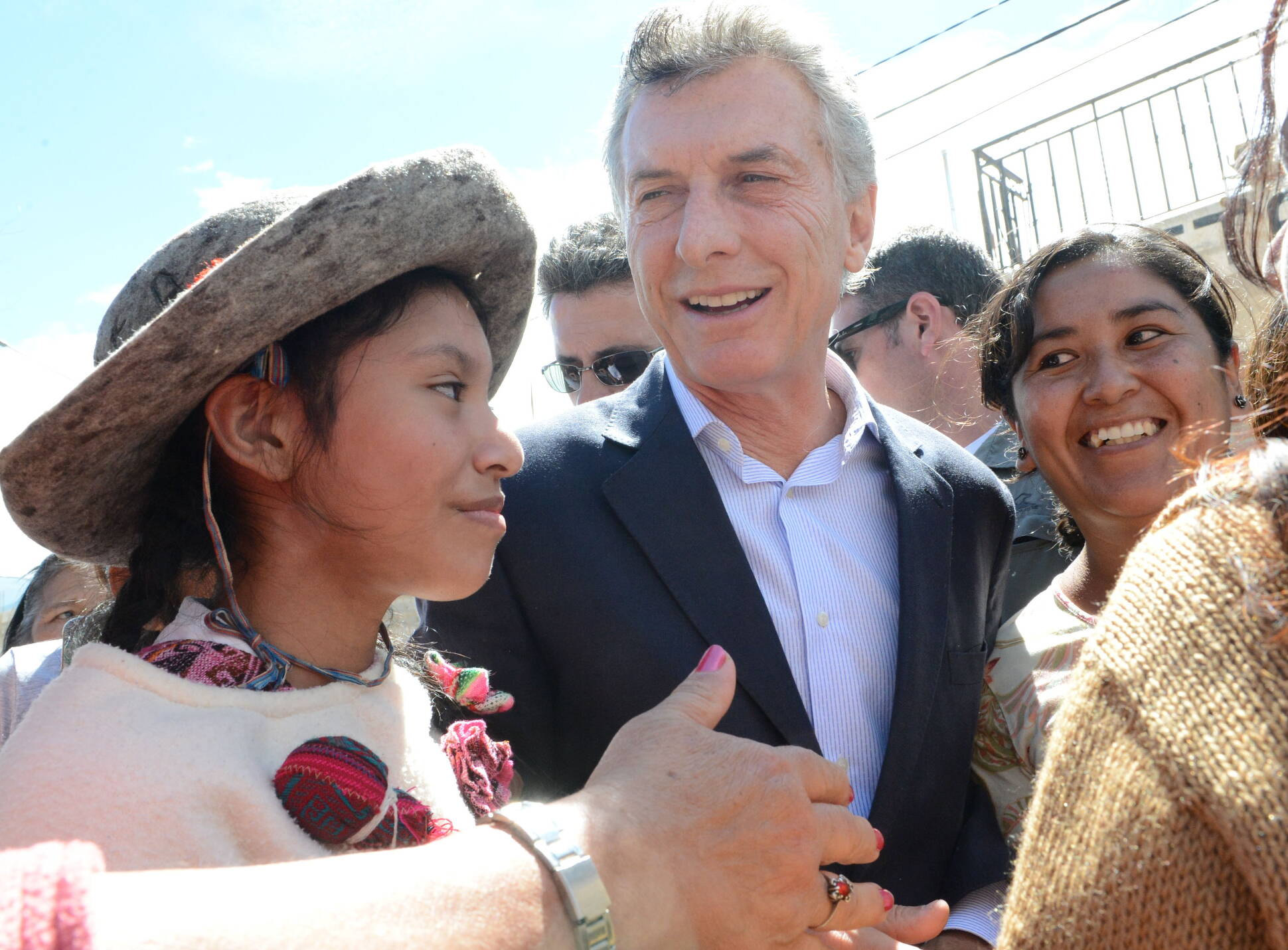 El Presidente recorrió las obras de reconstrucción de la localidad jujeña de Volcán, arrasada por un alud hace un año