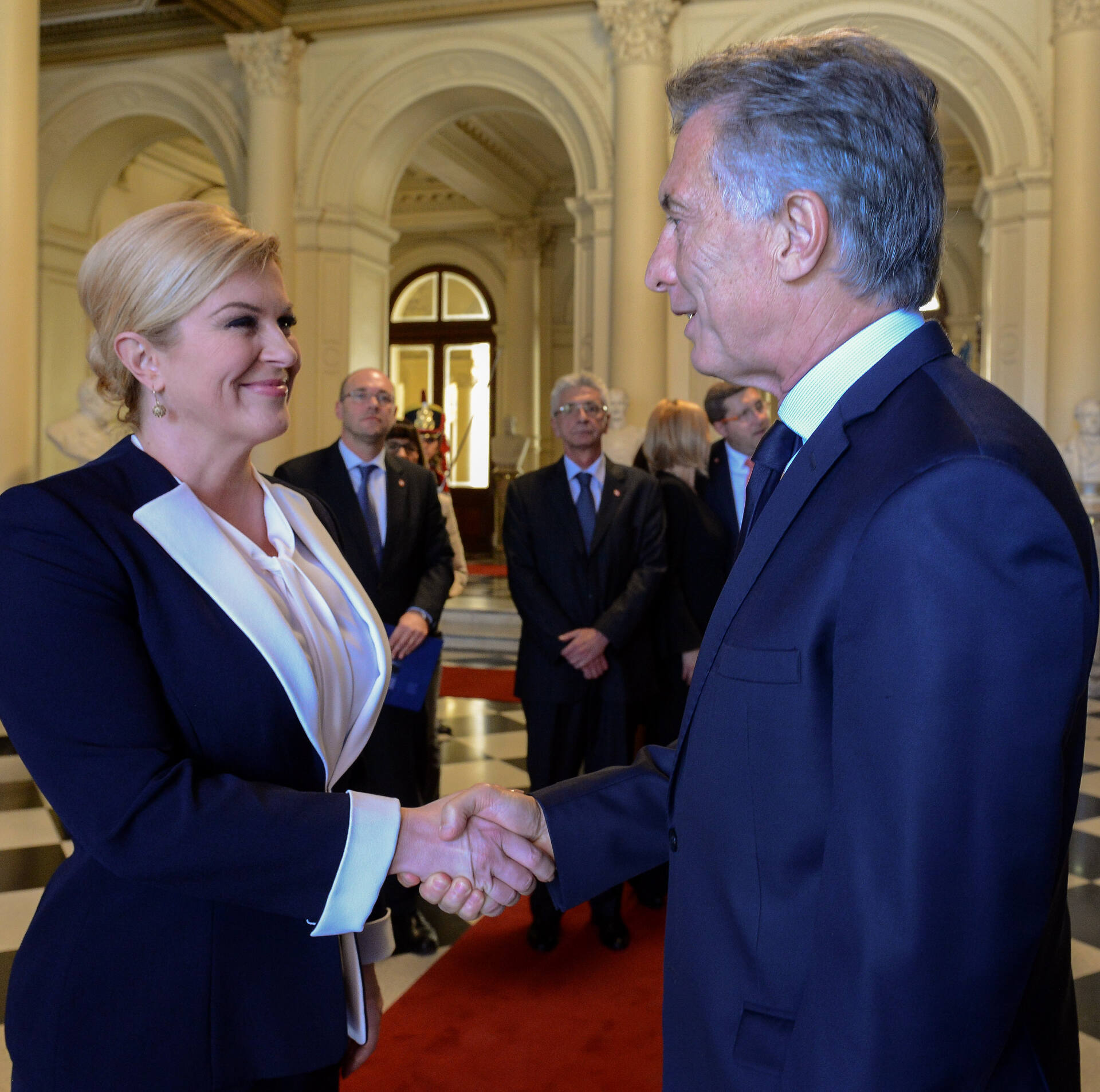 Macri recibió a la presidenta de Croacia