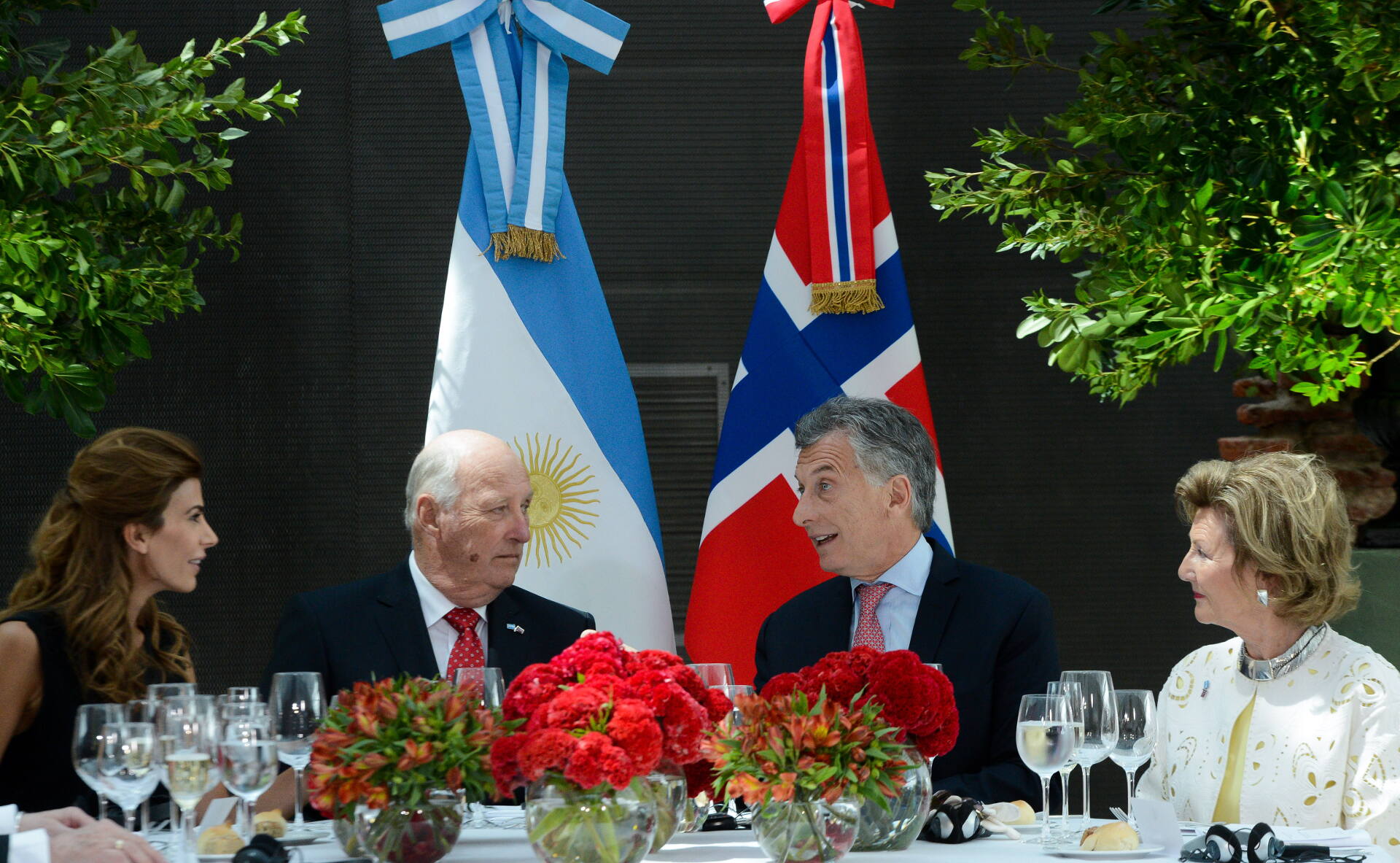 Macri y el rey Harald V abogaron por afianzar la cooperación entre la Argentina y Noruega