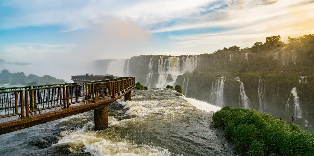 Presentaron el nuevo vuelo que unirá Puerto Iguazú con Madrid