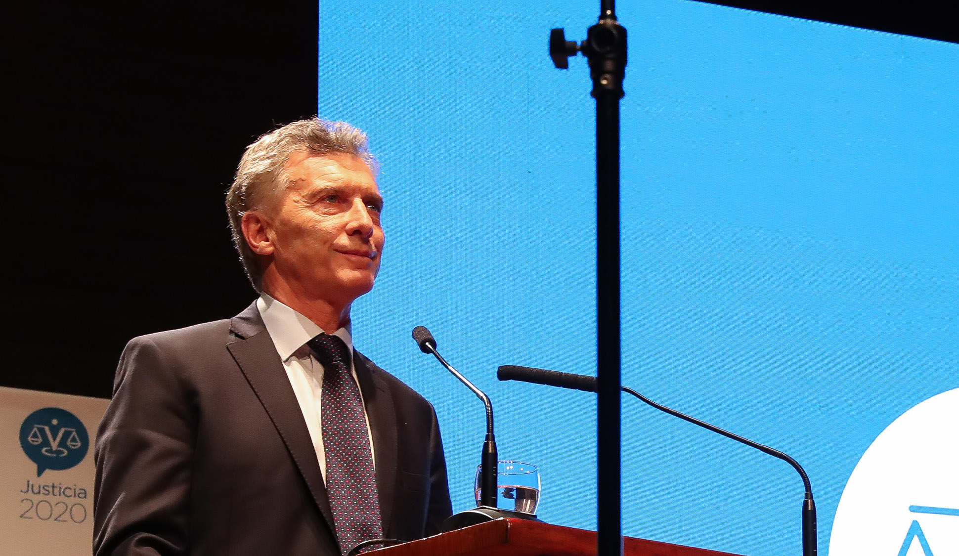 Macri: Trabajamos para hacer un cambio de verdad, no uno de maquillaje